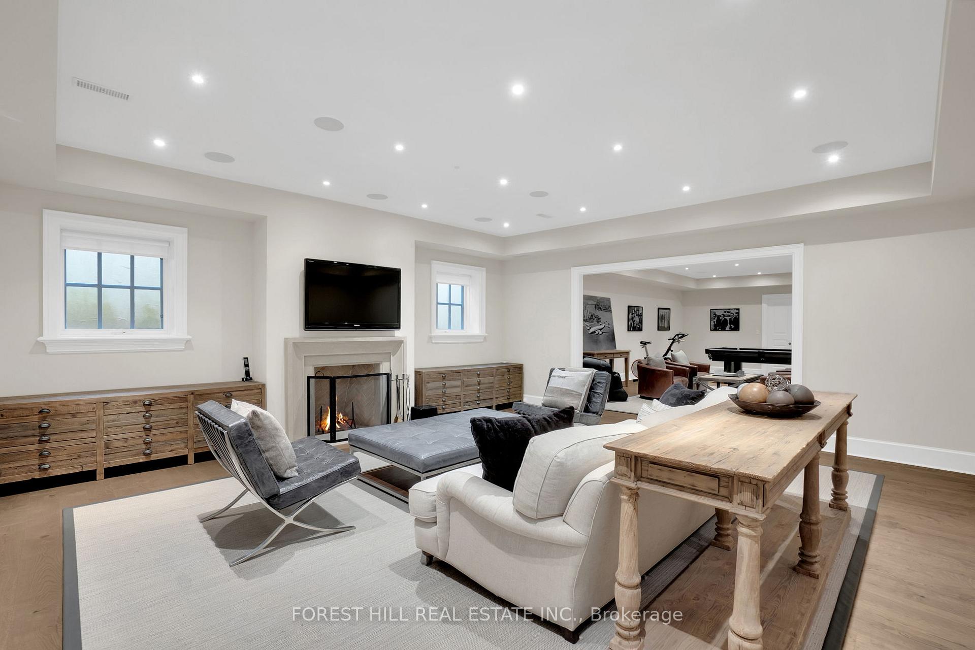 Photo 33 of 102 Sandringham Drive, Toronto, Lawrence Park North — HOMEH