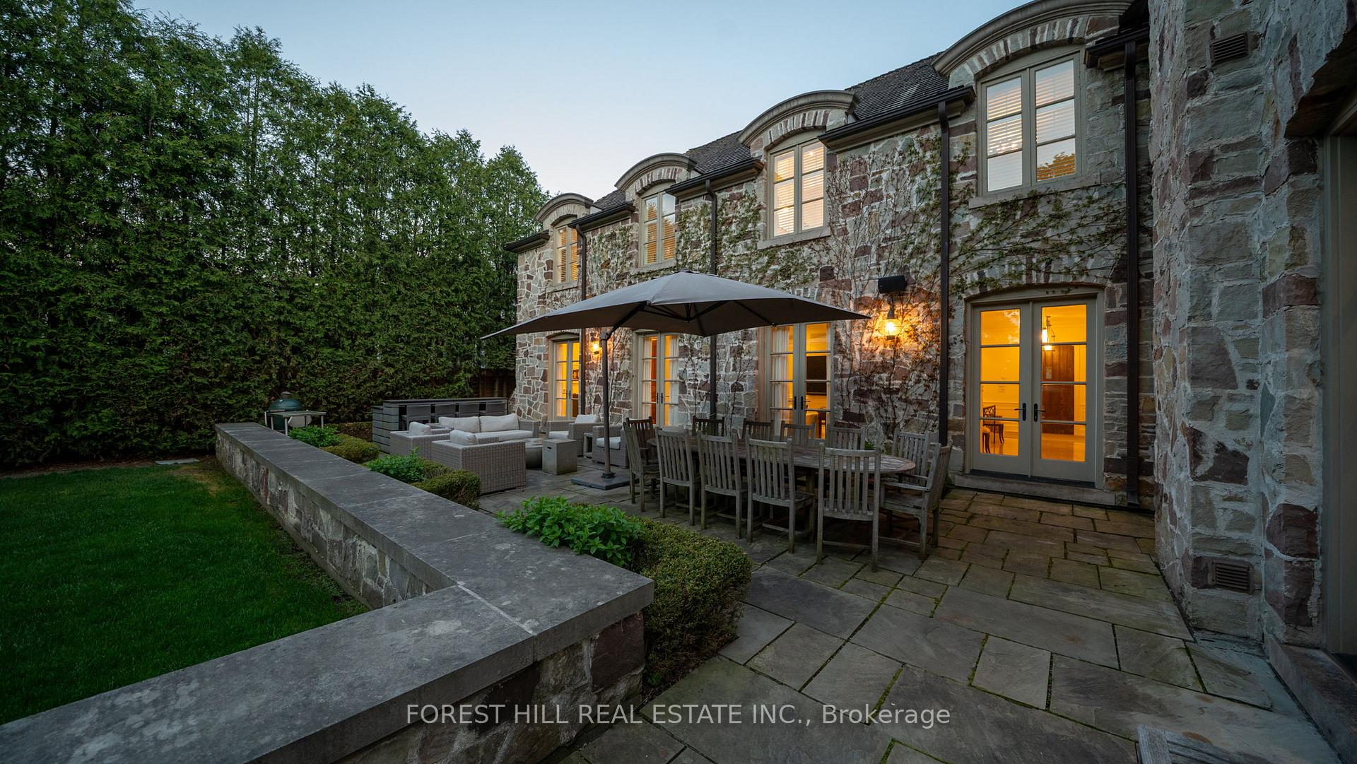 Photo 35 of 102 Sandringham Drive, Toronto, Lawrence Park North — HOMEH