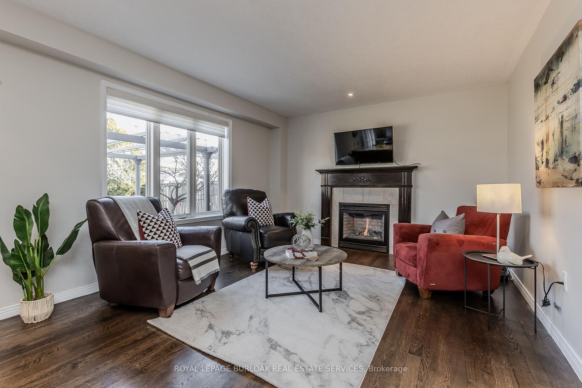 Photo 14 of 192 Pinehill Drive, Hamilton, Rural Glanbrook — HOMEH