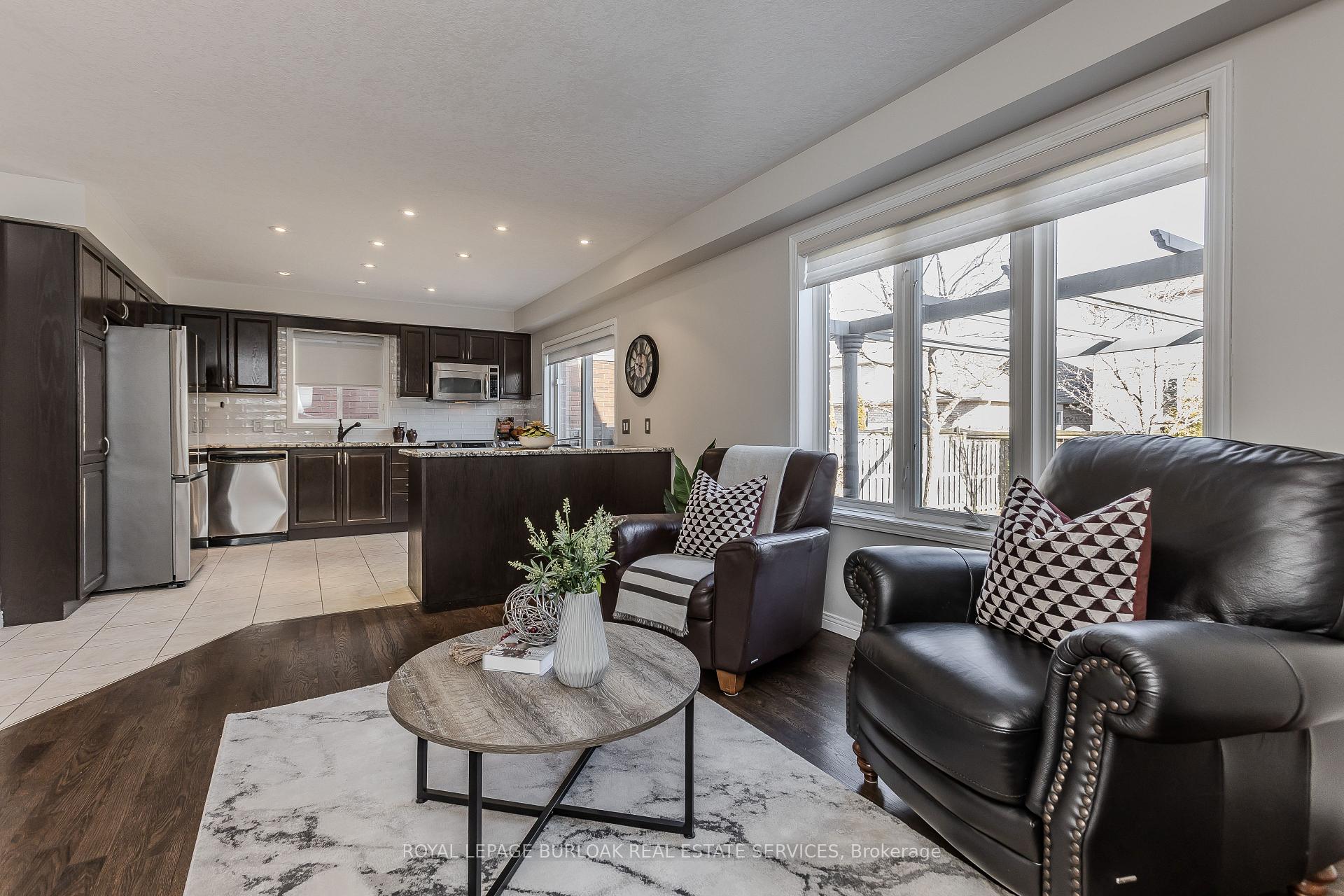 Photo 12 of 192 Pinehill Drive, Hamilton, Rural Glanbrook — HOMEH