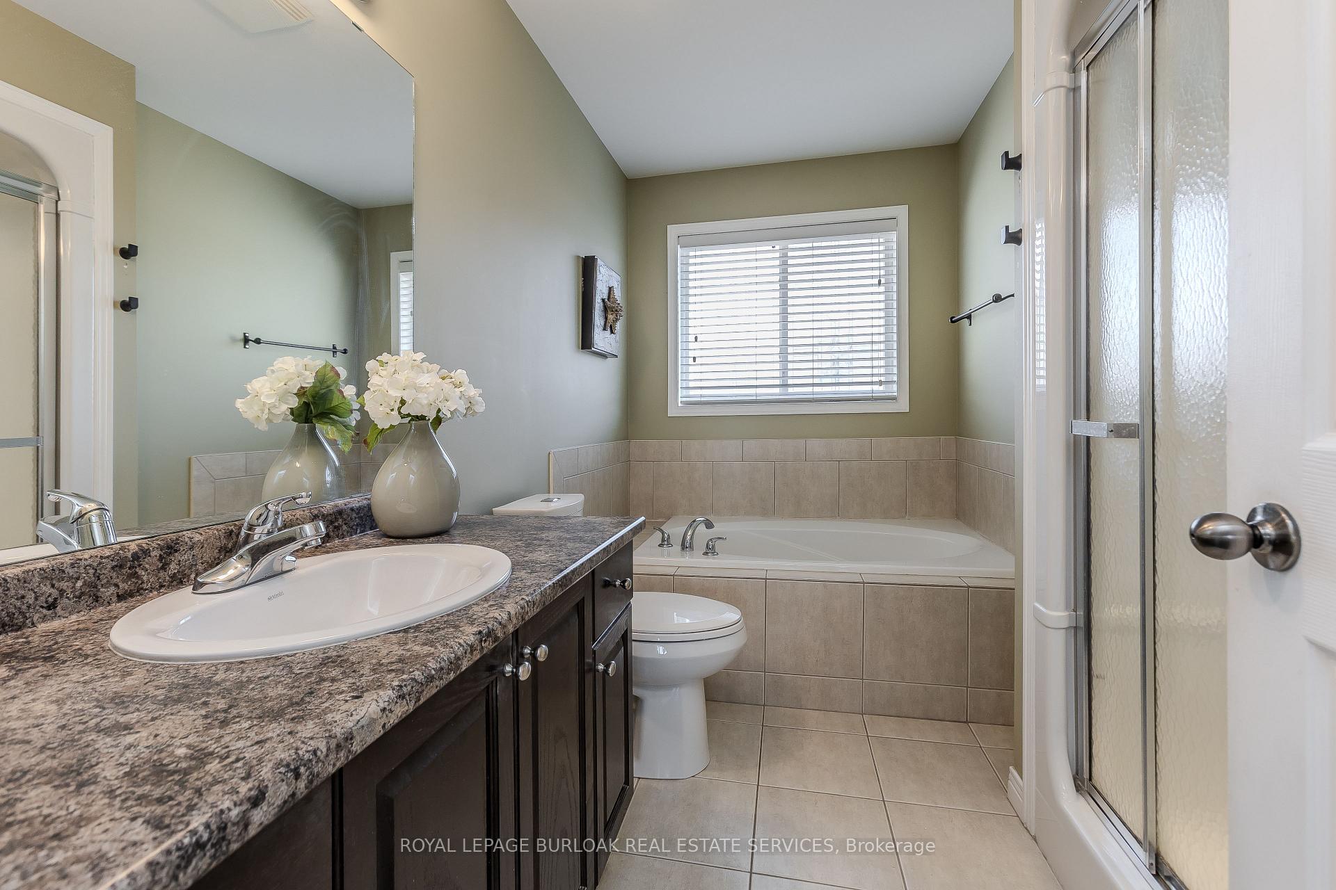 Photo 24 of 192 Pinehill Drive, Hamilton, Rural Glanbrook — HOMEH