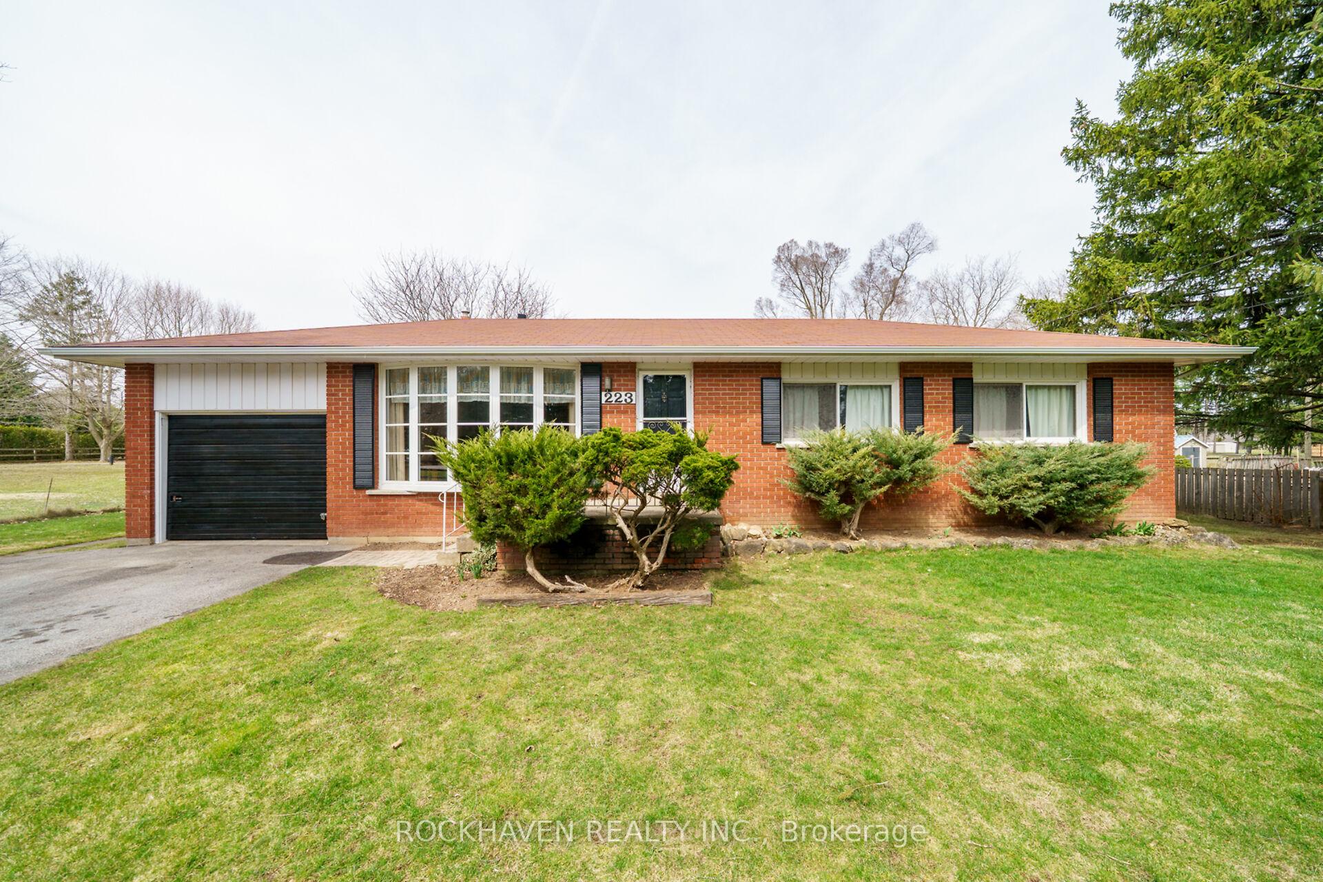 Photo 1 of 223 5th Con Road E, Hamilton, Rural Flamborough — HOMEH