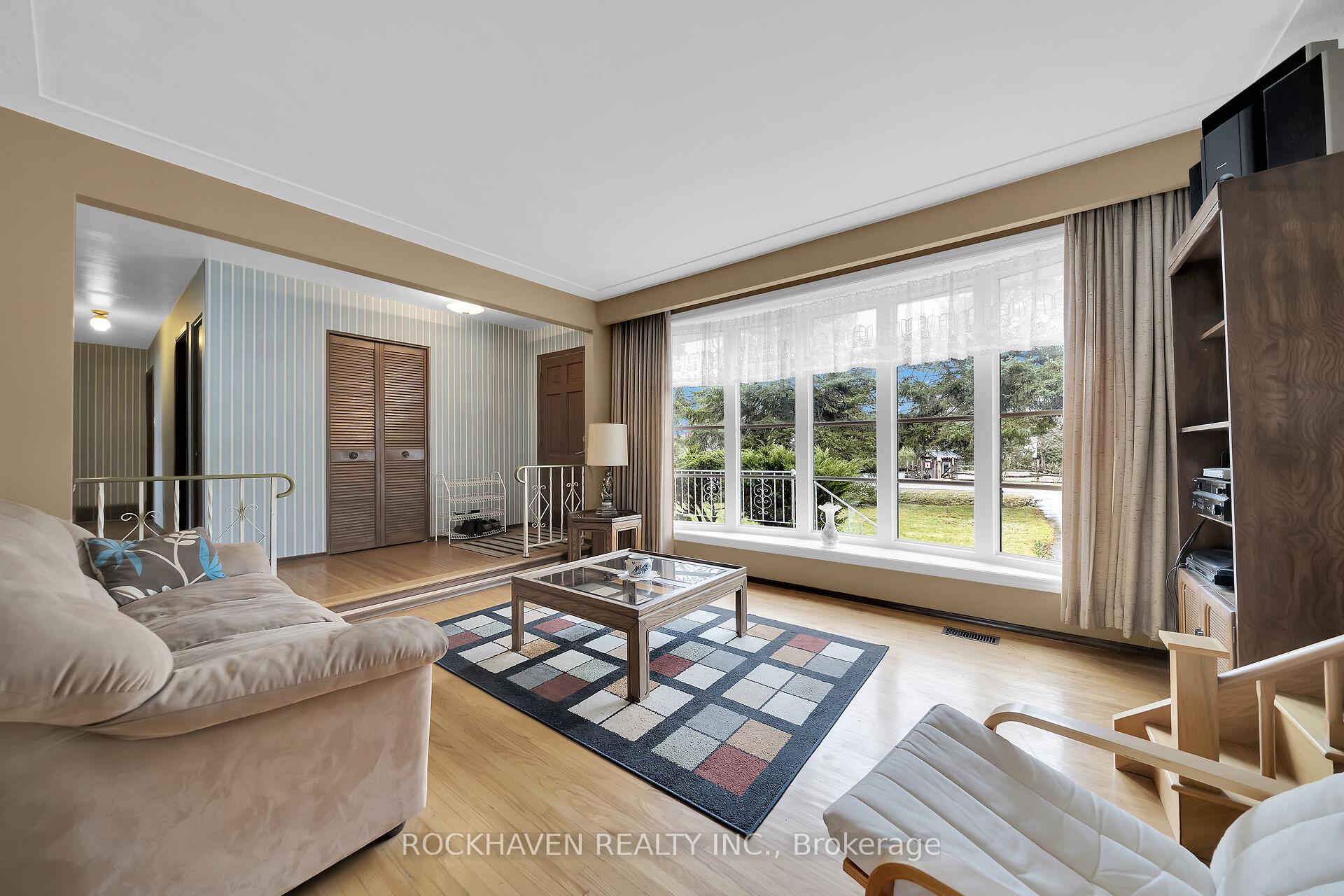 Photo 2 of 223 5th Con Road E, Hamilton, Rural Flamborough — HOMEH