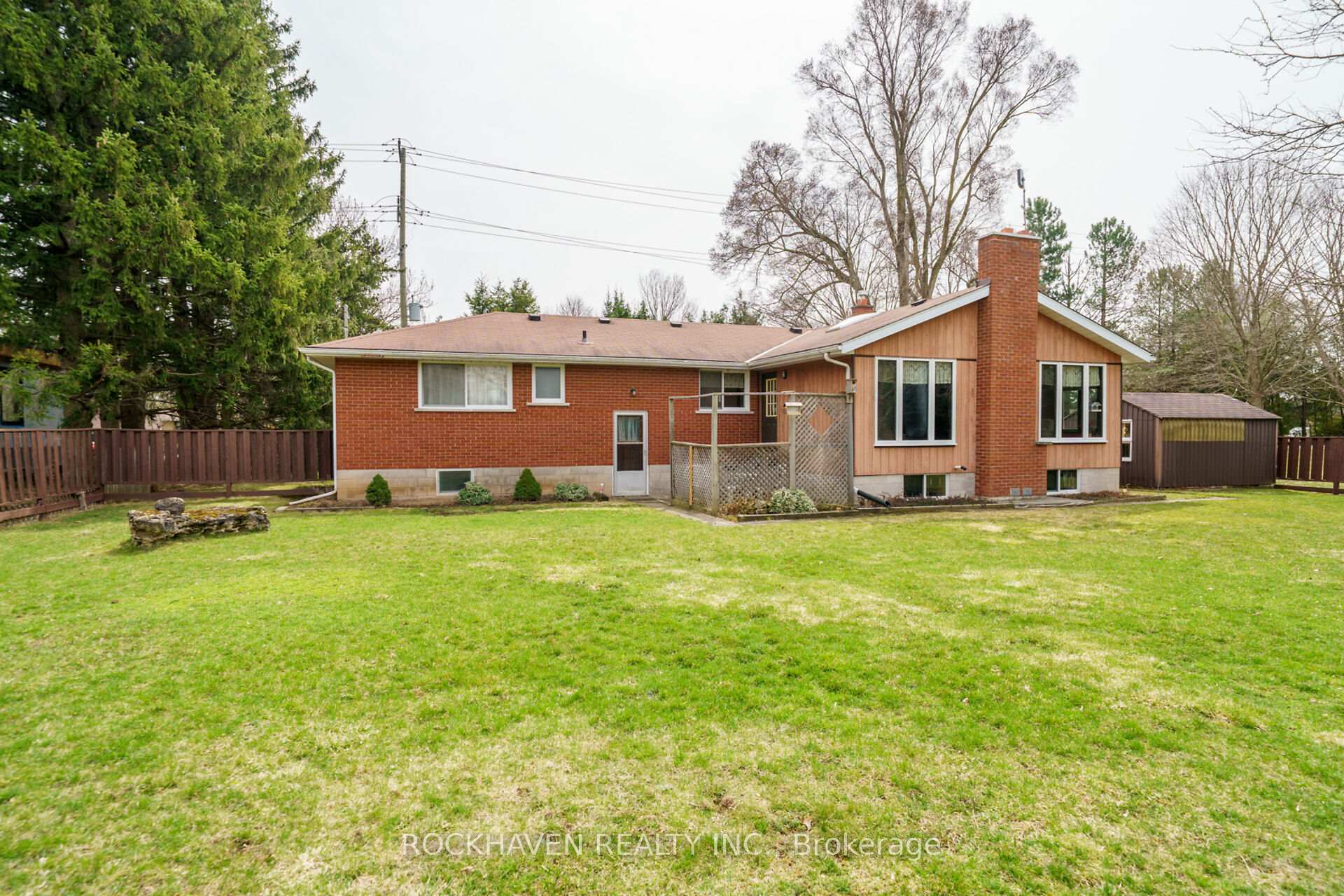 Photo 19 of 223 5th Con Road E, Hamilton, Rural Flamborough — HOMEH
