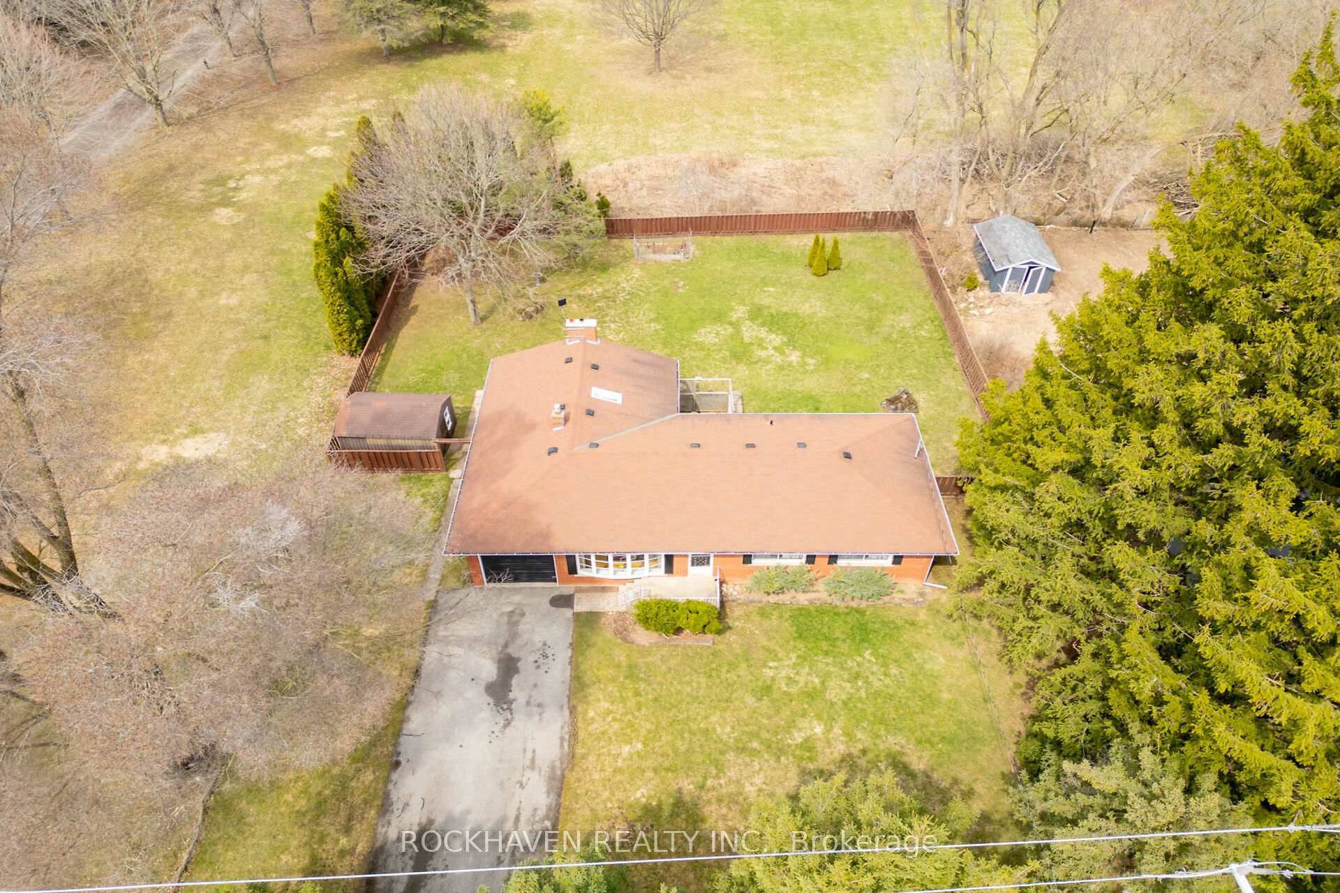 Photo 21 of 223 5th Con Road E, Hamilton, Rural Flamborough — HOMEH