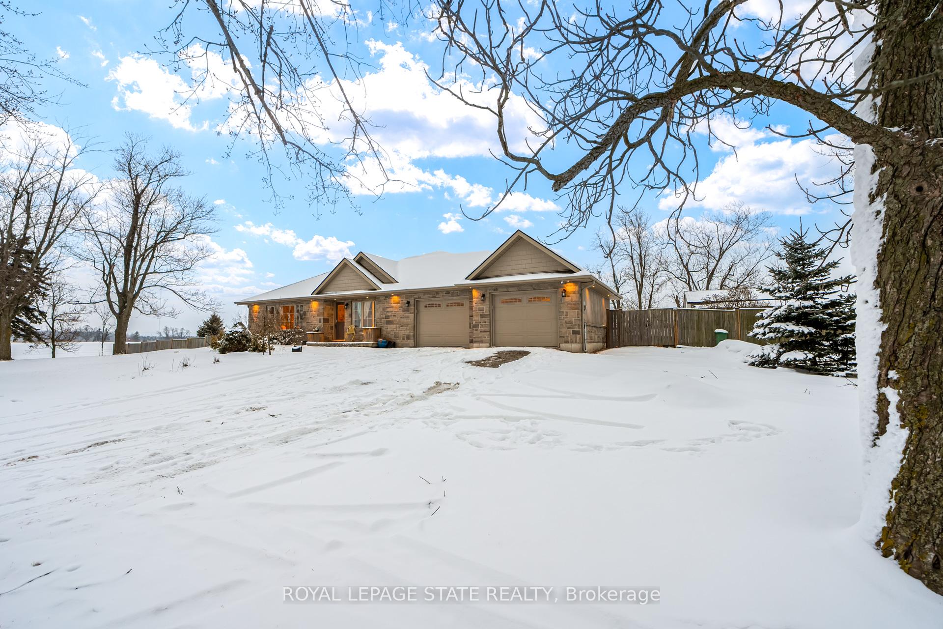 Photo 1 of 3151 Hendershot Road, Hamilton, Binbrook — HOMEH
