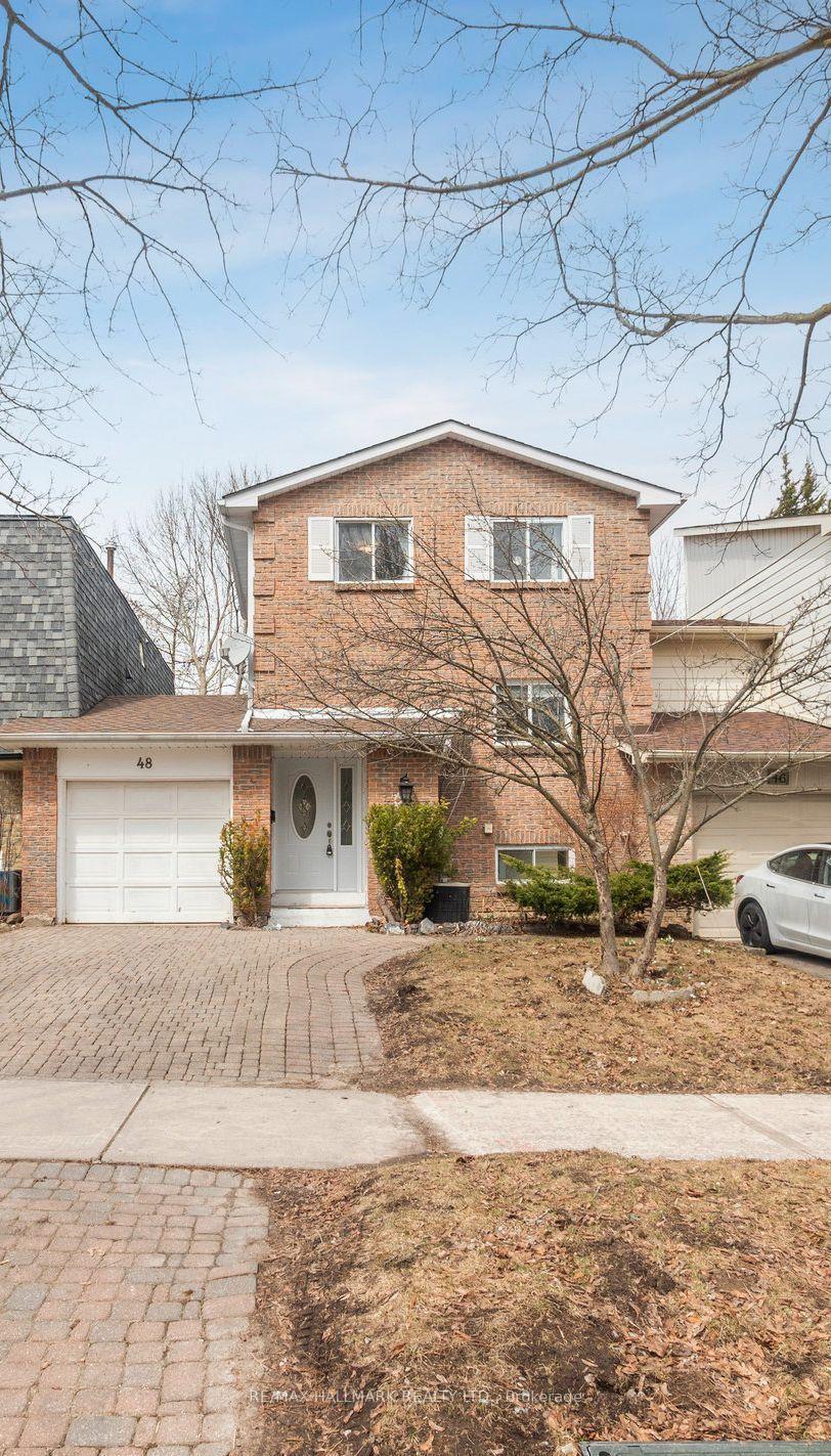Photo 2 of 48 St Andrews Court, Aurora, Hills of St Andrew — HOMEH