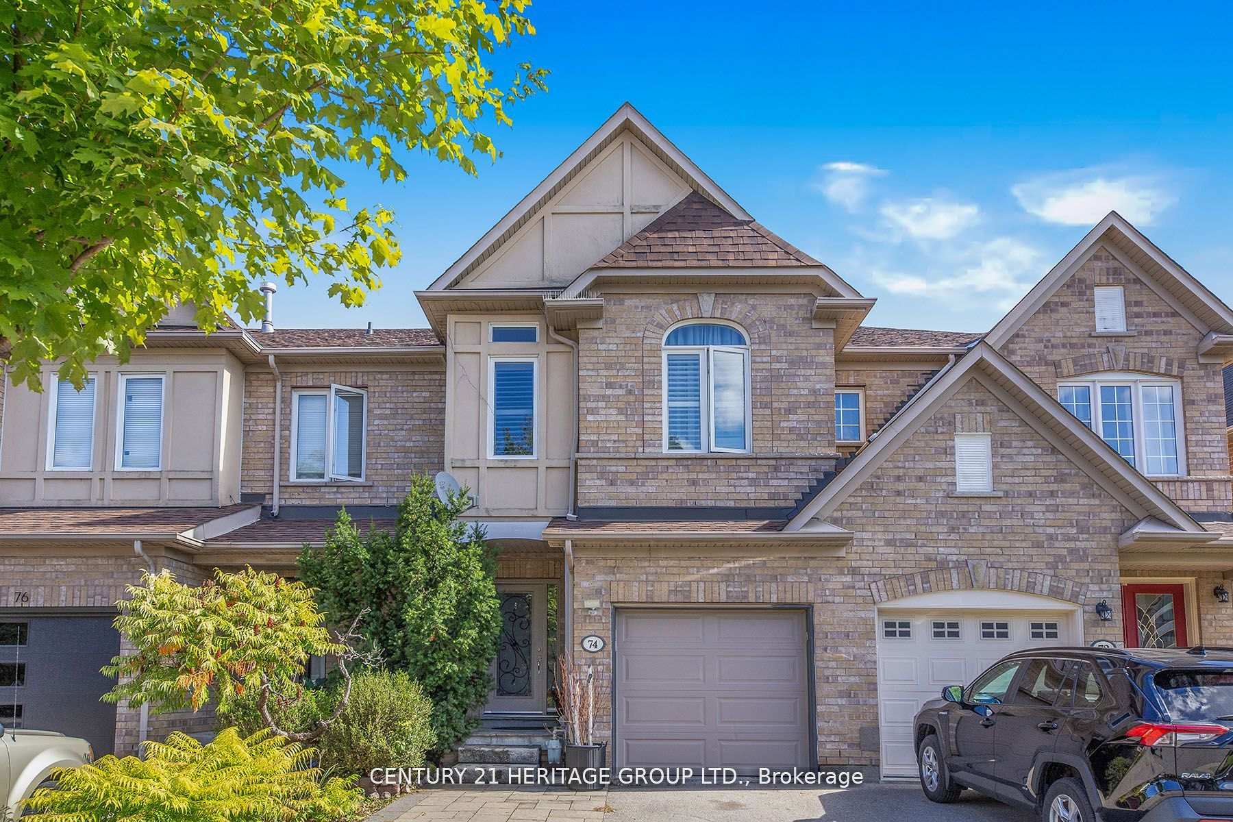 Photo 1 of 74 Lander Crescent, Vaughan, Patterson — HOMEH