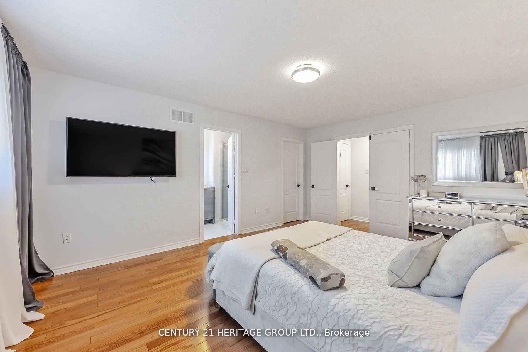 Photo 31 of 74 Lander Crescent, Vaughan, Patterson — HOMEH