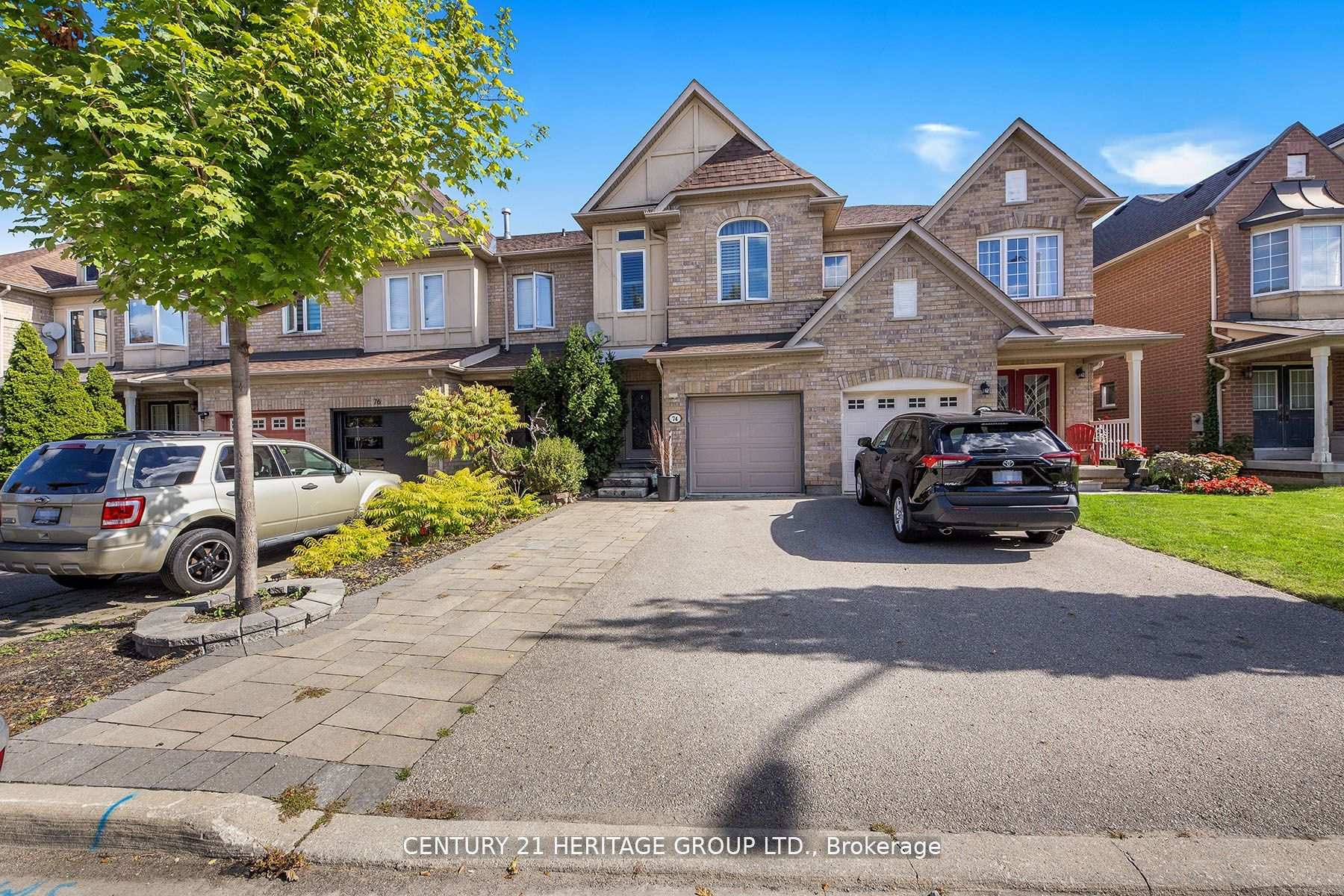 Photo 29 of 74 Lander Crescent, Vaughan, Patterson — HOMEH