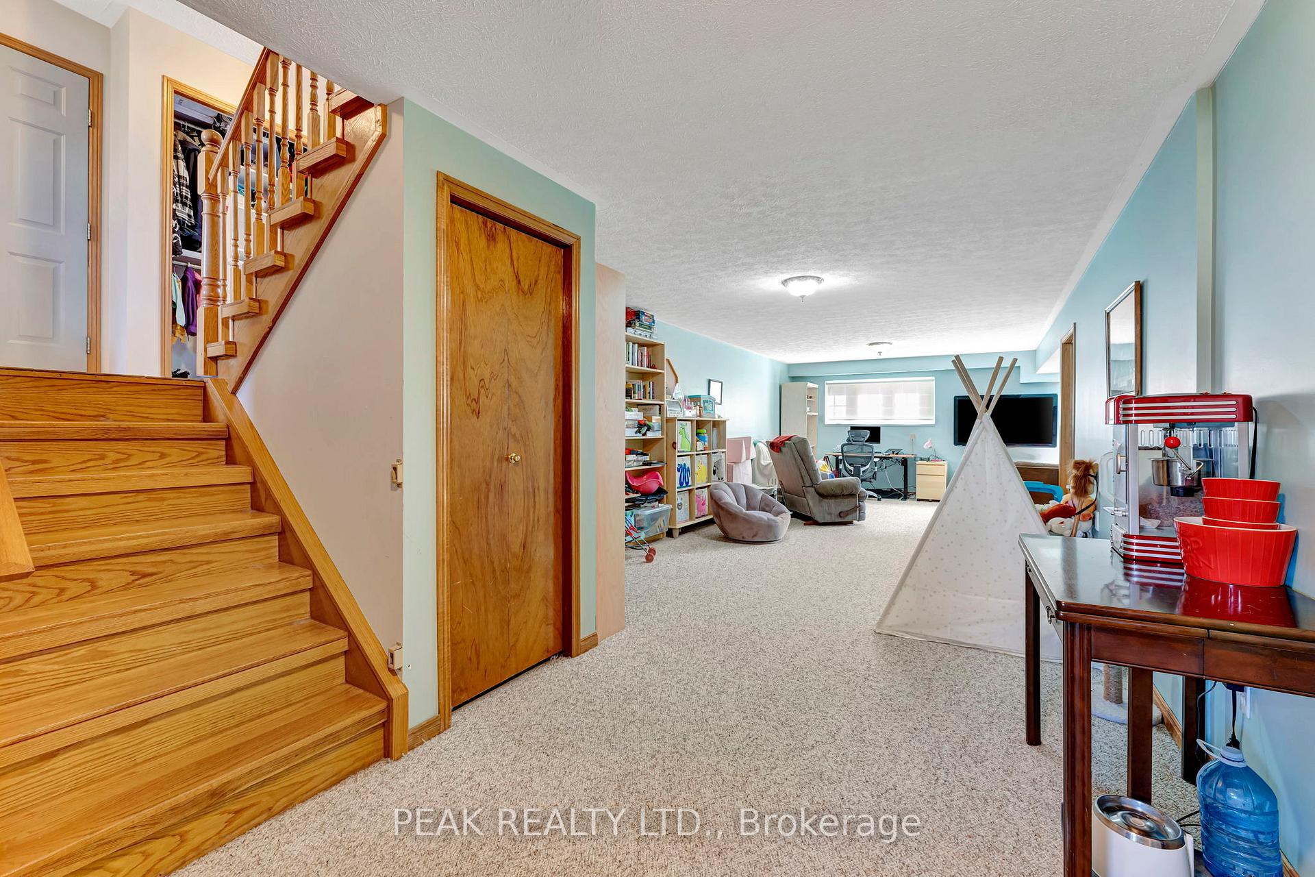 Photo 24 of 3 Emerson Court, Brant, Paris — HOMEH