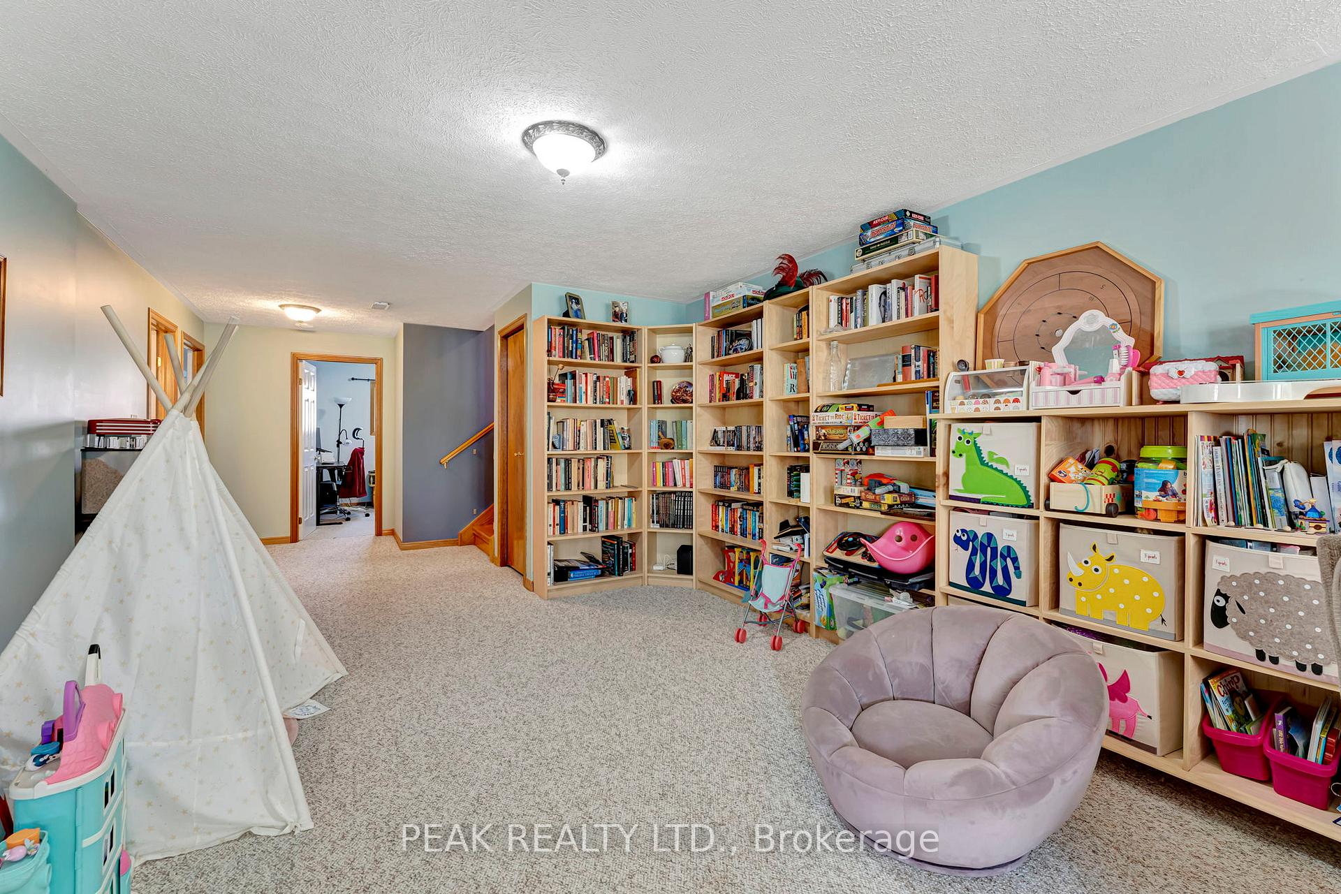 Photo 25 of 3 Emerson Court, Brant, Paris — HOMEH