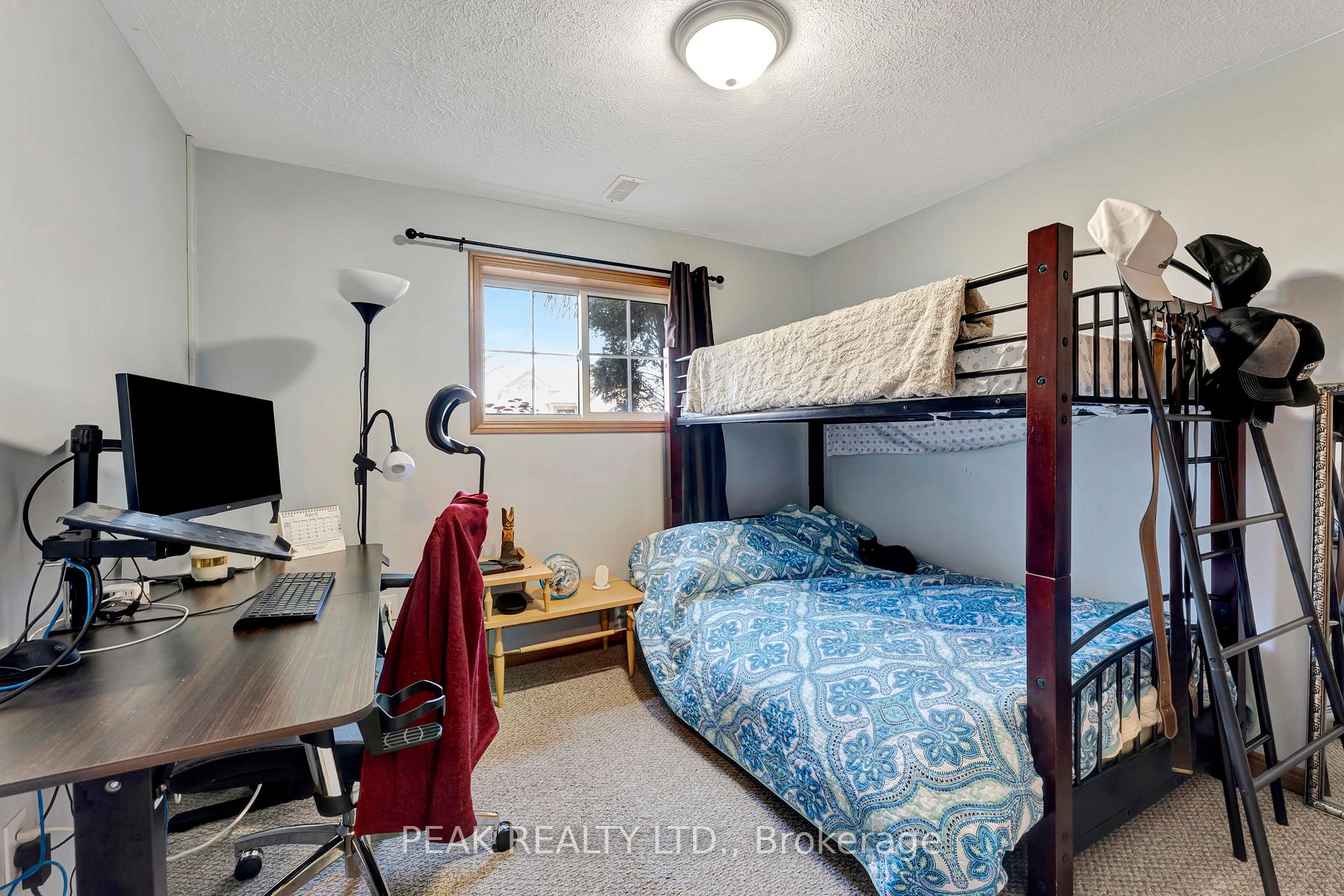Photo 32 of 3 Emerson Court, Brant, Paris — HOMEH
