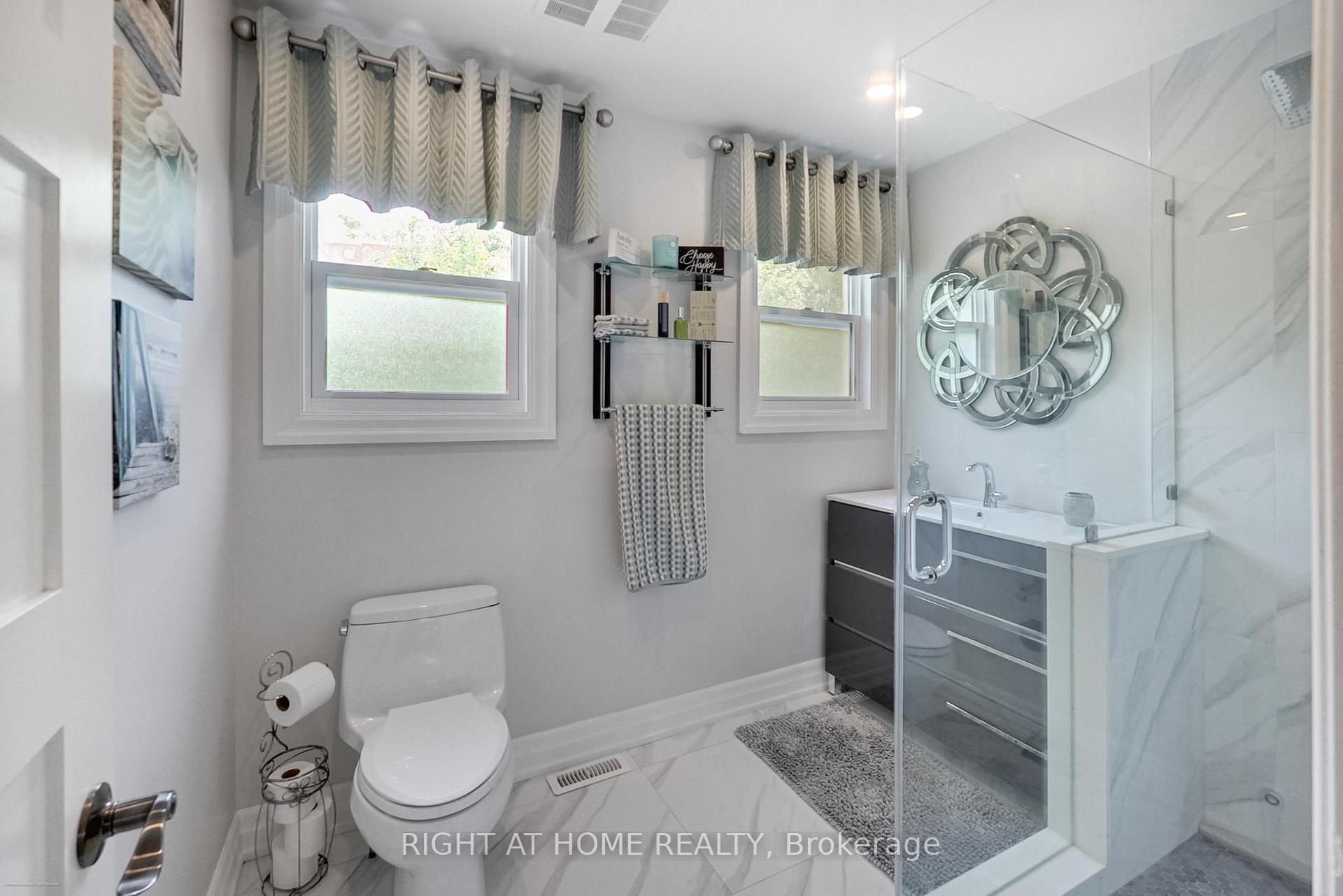 Photo 22 of 25 Ransom Street, Aurora, Aurora Village — HOMEH
