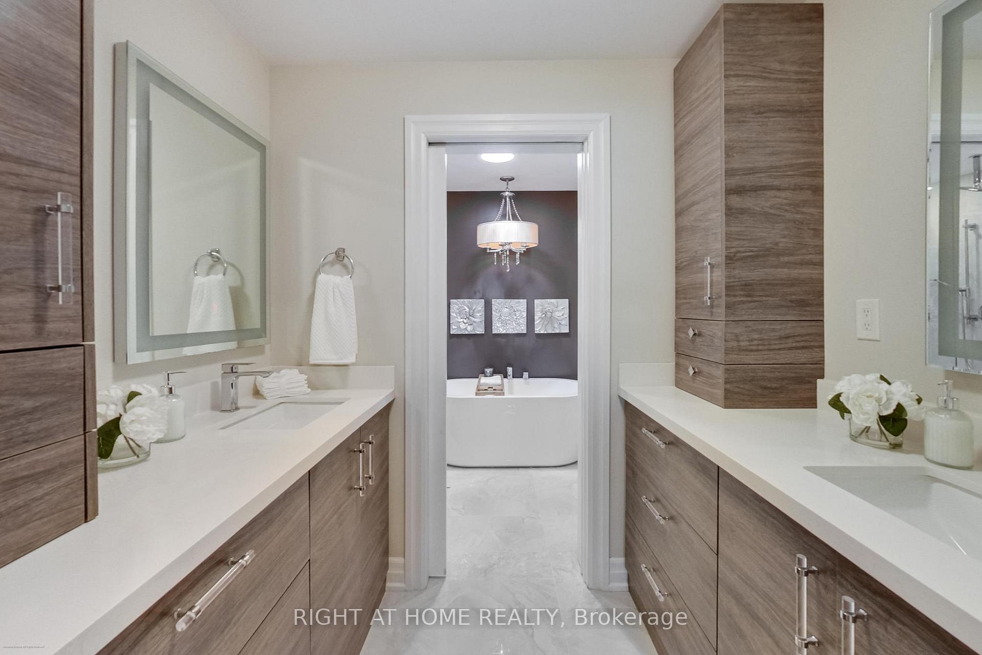 Photo 26 of 25 Ransom Street, Aurora, Aurora Village — HOMEH
