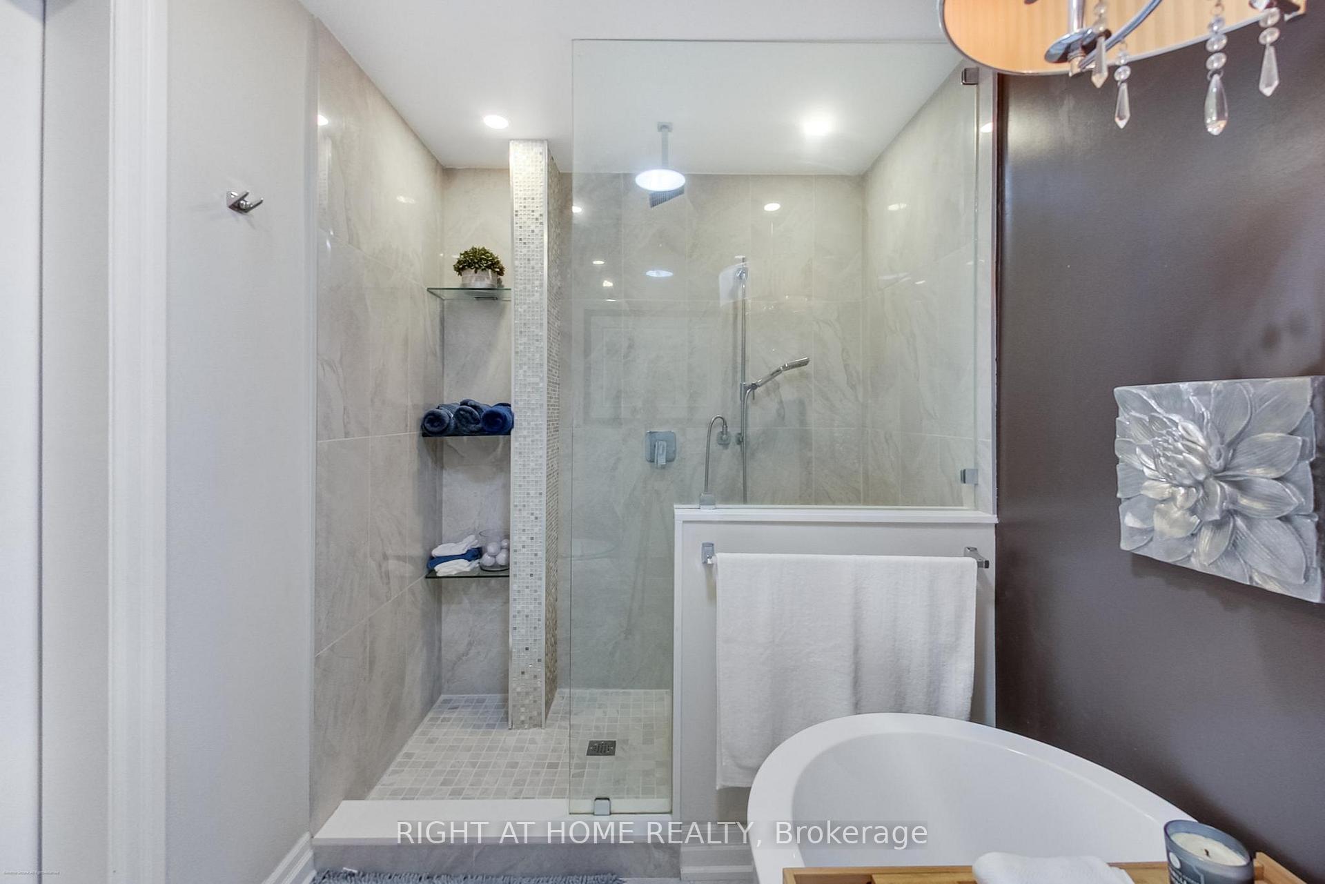 Photo 27 of 25 Ransom Street, Aurora, Aurora Village — HOMEH