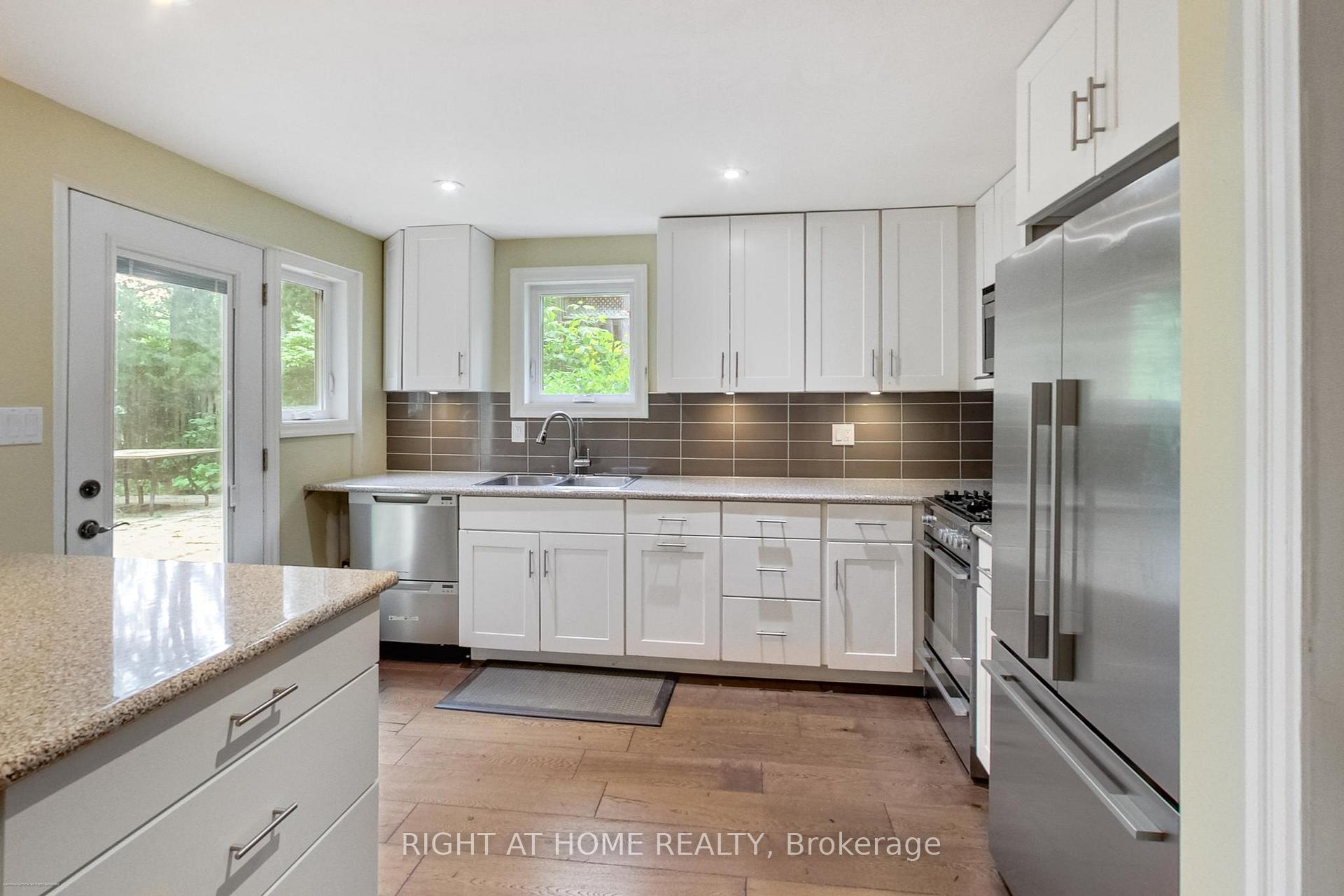 Photo 32 of 25 Ransom Street, Aurora, Aurora Village — HOMEH