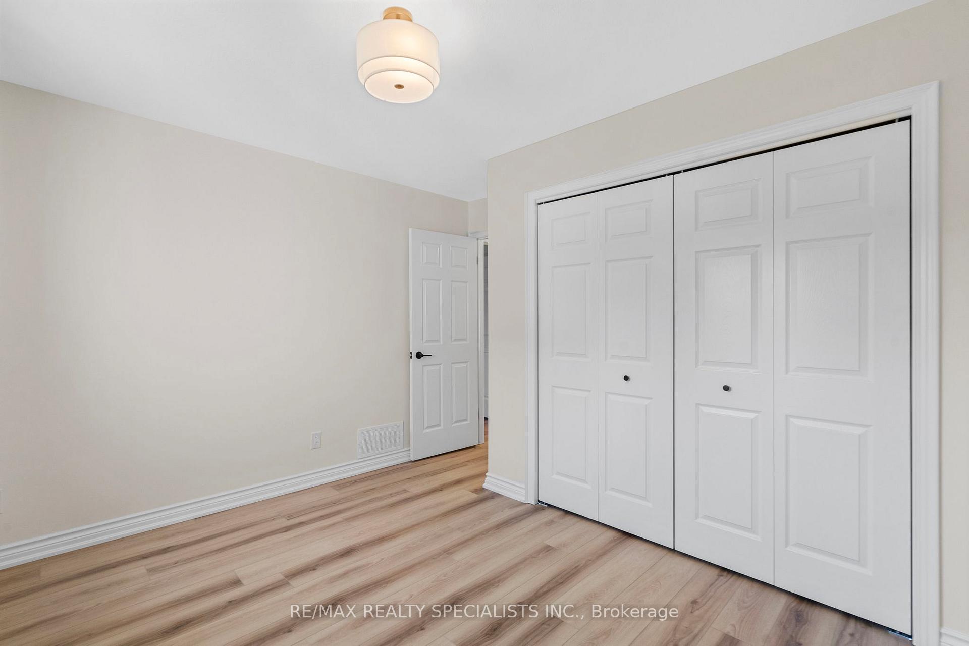 Photo 13 of 5166 Mulberry Drive, Lincoln, Beamsville — HOMEH