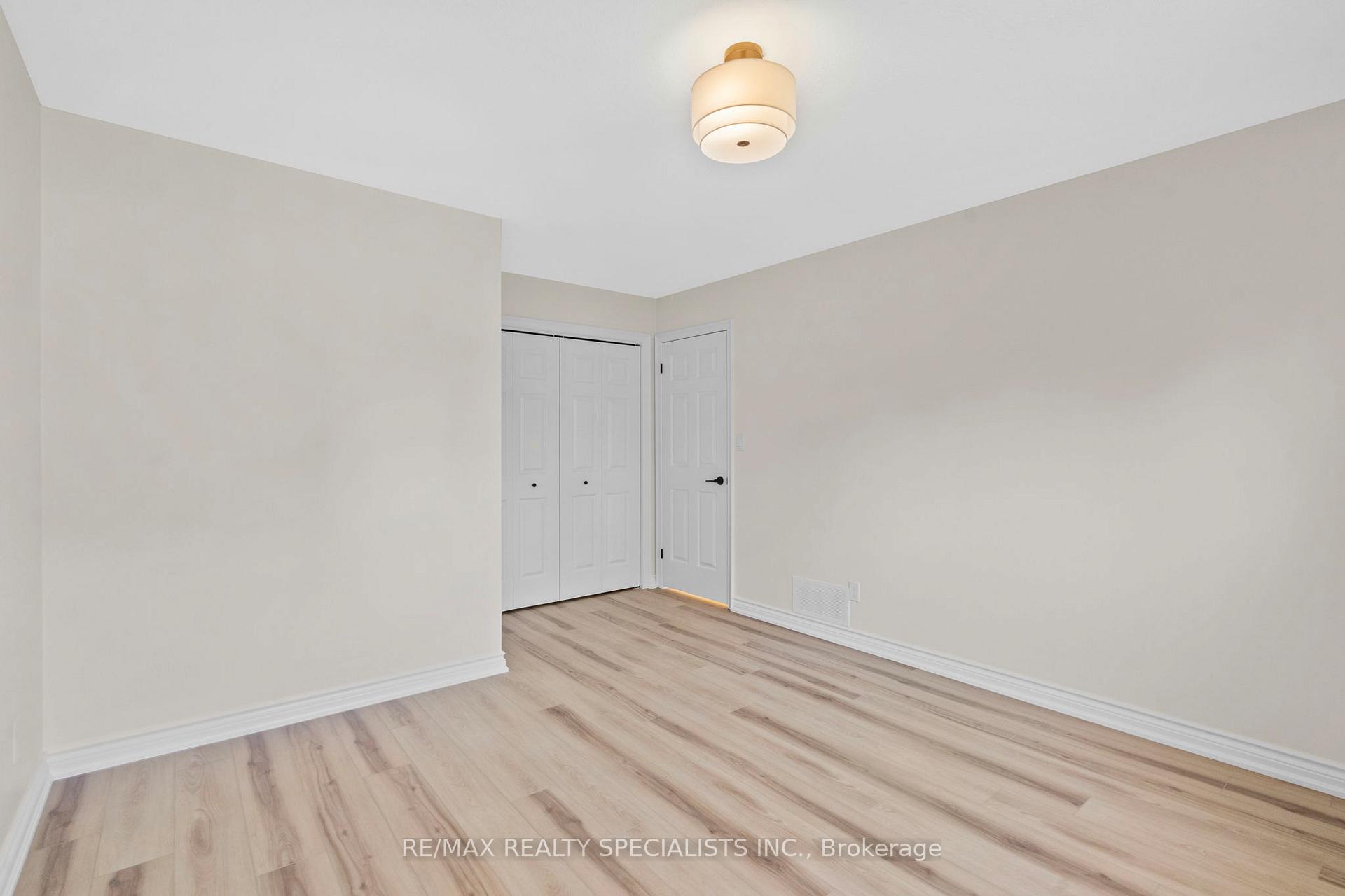 Photo 19 of 5166 Mulberry Drive, Lincoln, Beamsville — HOMEH