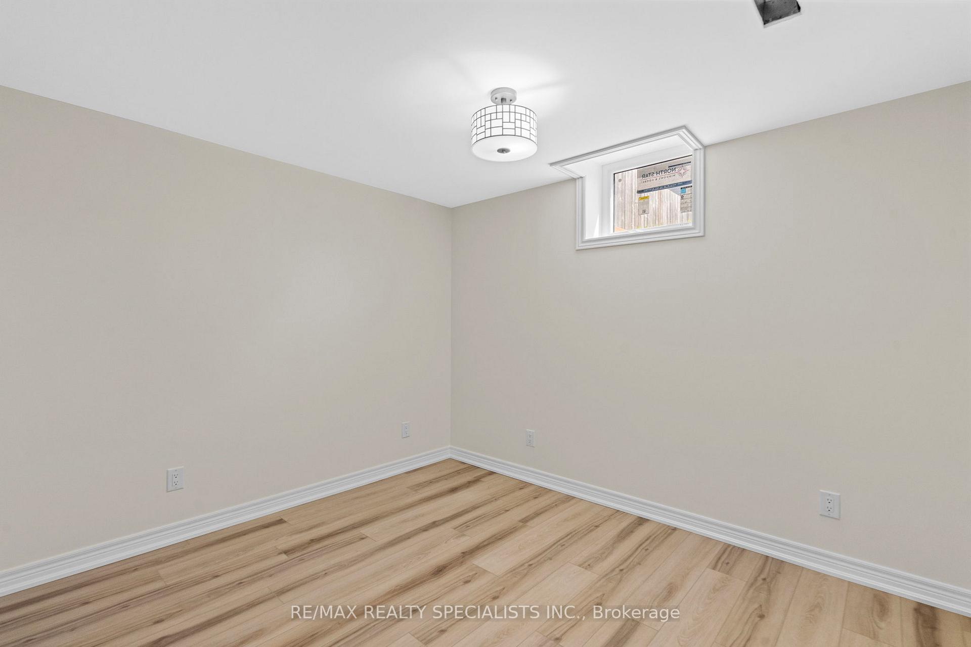 Photo 31 of 5166 Mulberry Drive, Lincoln, Beamsville — HOMEH