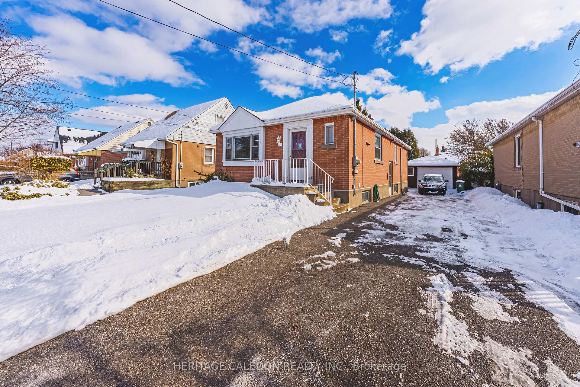 Photo 2 of 271 East 38th Street, Hamilton, Raleigh — HOMEH