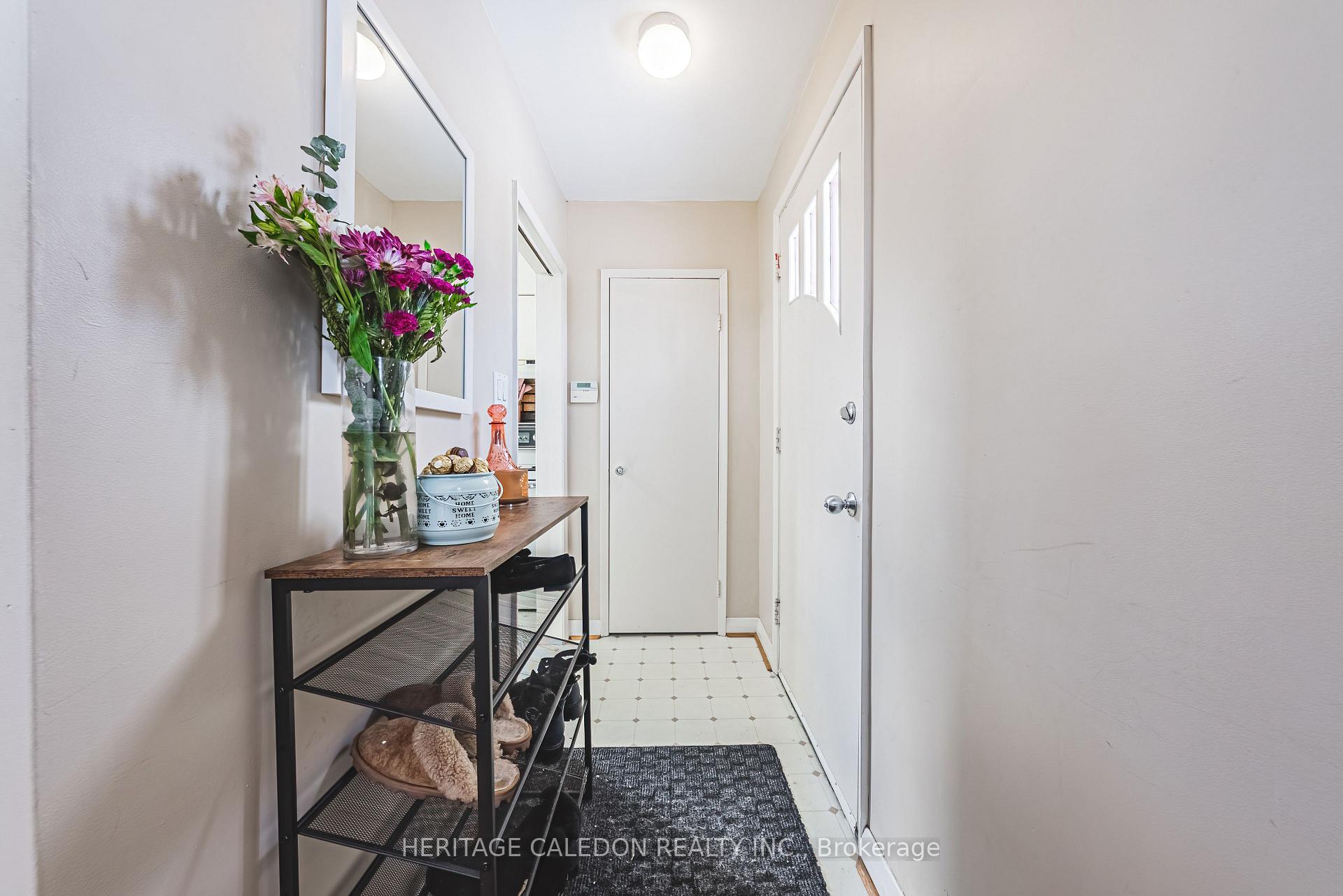 Photo 4 of 271 East 38th Street, Hamilton, Raleigh — HOMEH