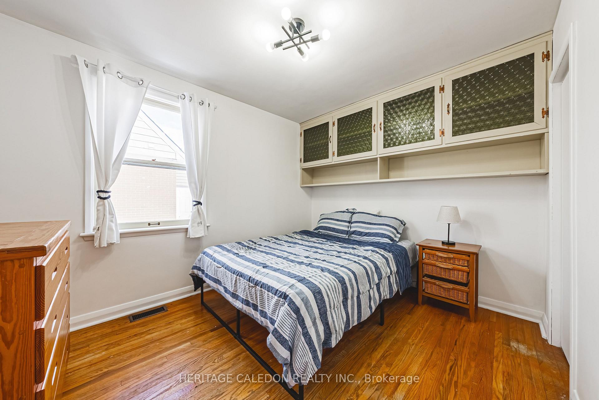 Photo 16 of 271 East 38th Street, Hamilton, Raleigh — HOMEH
