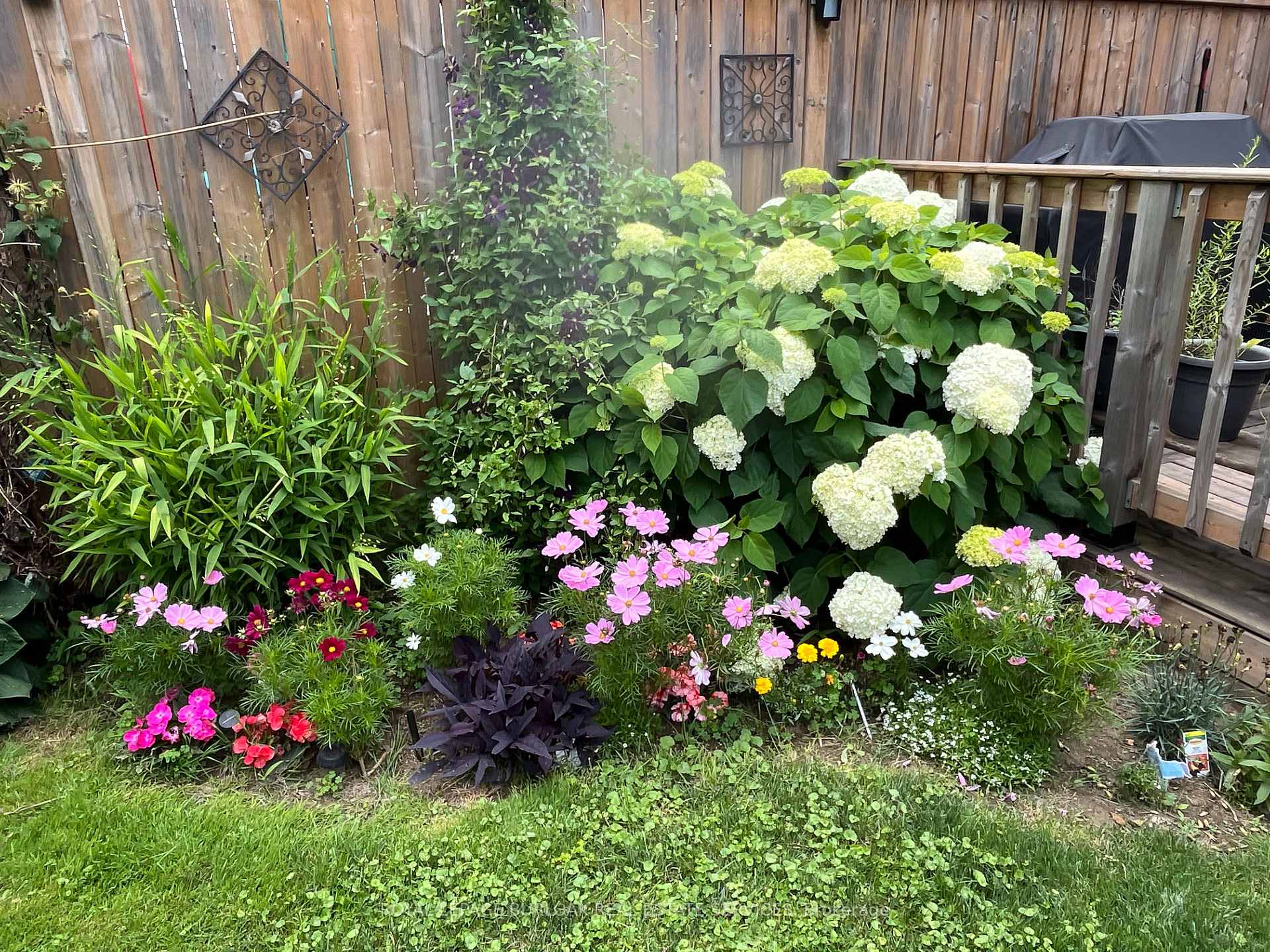 Photo 24 of 127 Wexford Avenue S, Hamilton, Delta — HOMEH