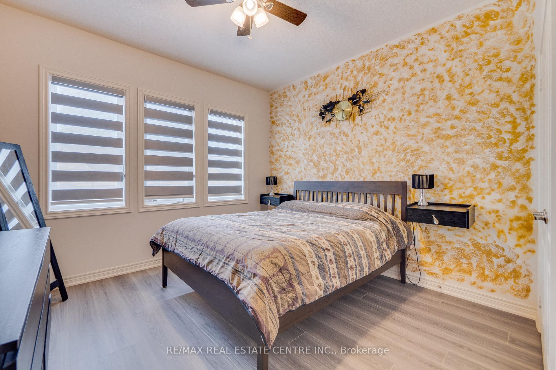 Photo 22 of 124 Skinner Road, Hamilton, Waterdown — HOMEH