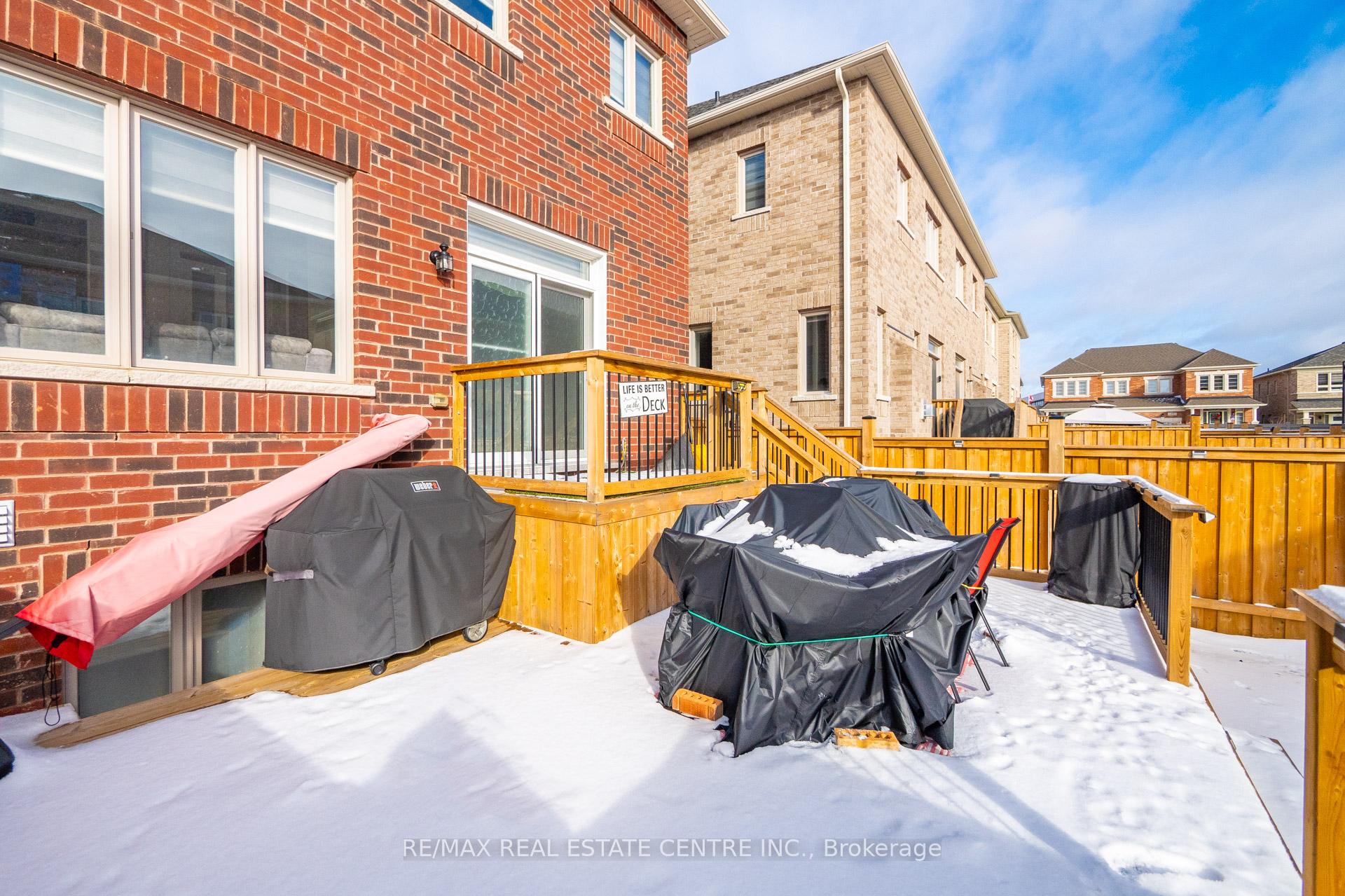Photo 32 of 124 Skinner Road, Hamilton, Waterdown — HOMEH