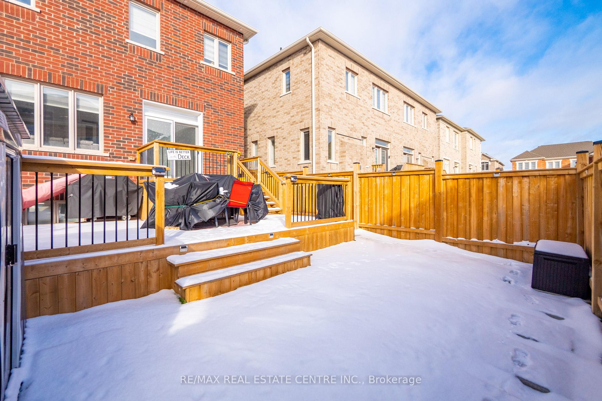 Photo 35 of 124 Skinner Road, Hamilton, Waterdown — HOMEH