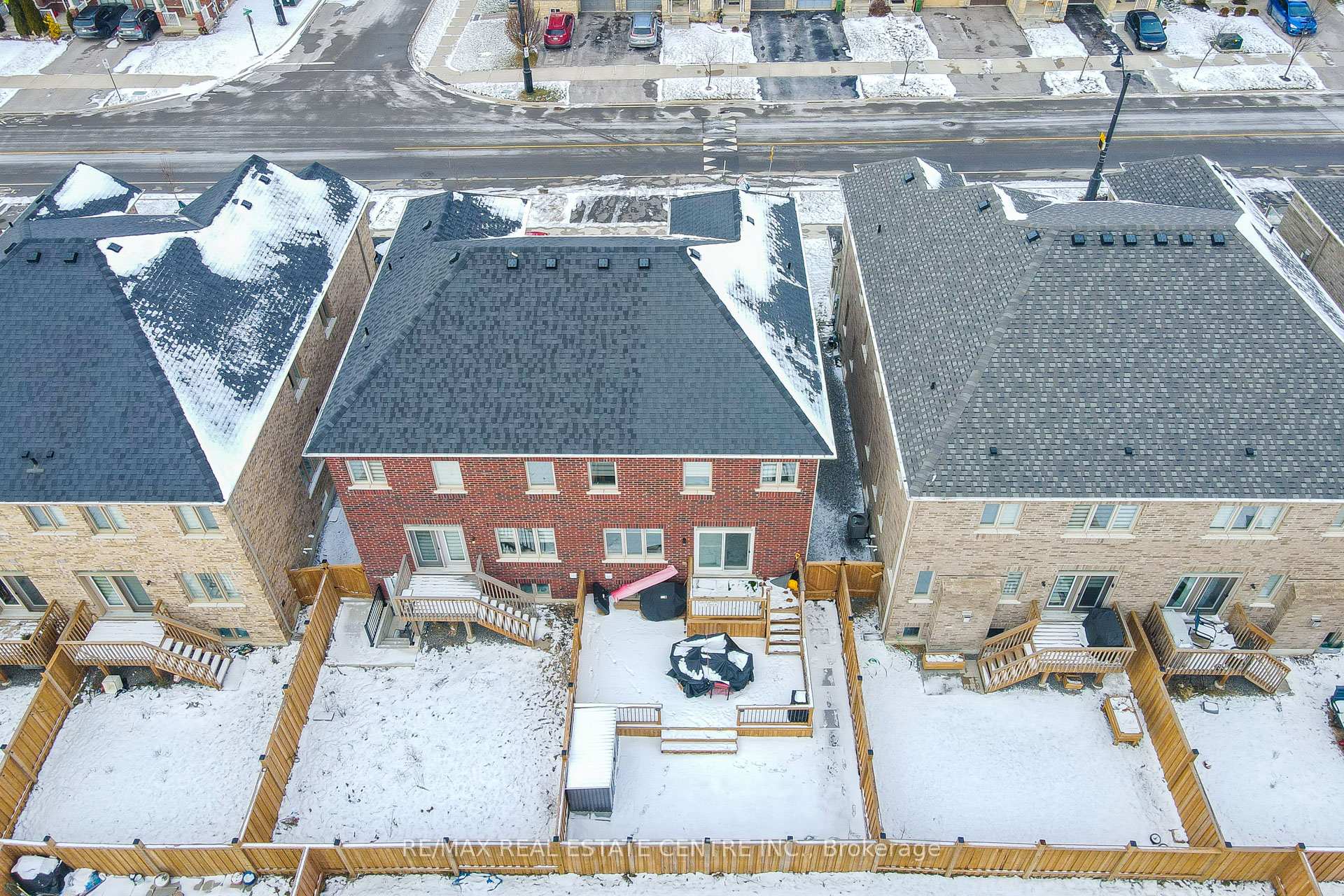 Photo 34 of 124 Skinner Road, Hamilton, Waterdown — HOMEH