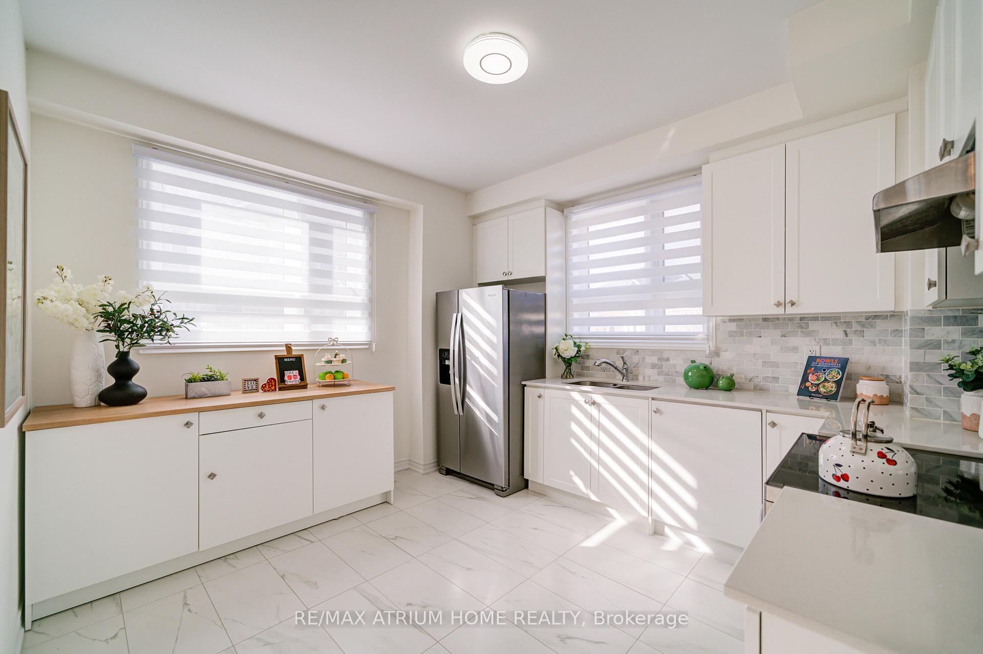 Photo 11 of 61 Imperial College Lane, Markham, Wismer — HOMEH