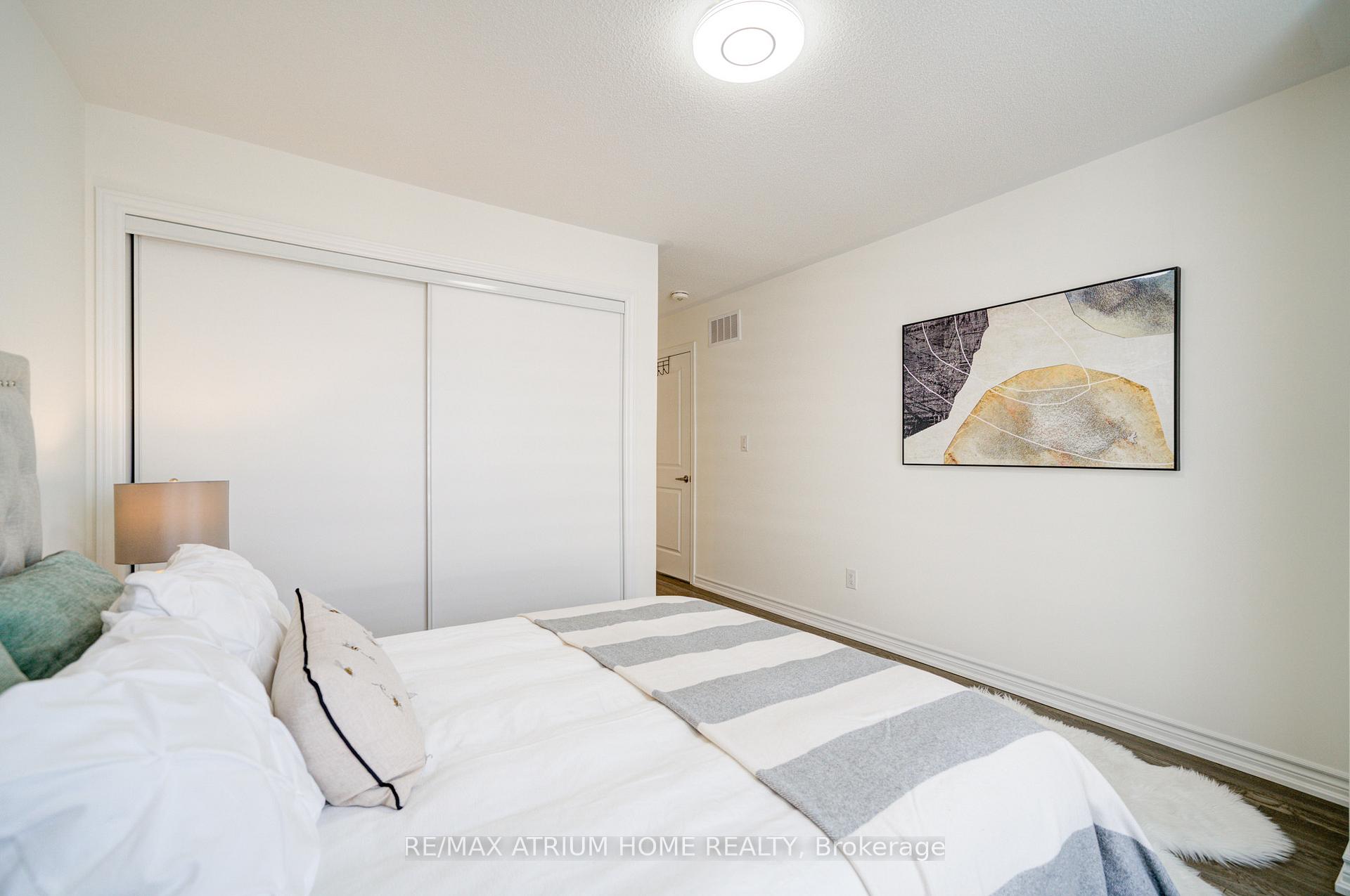 Photo 23 of 61 Imperial College Lane, Markham, Wismer — HOMEH