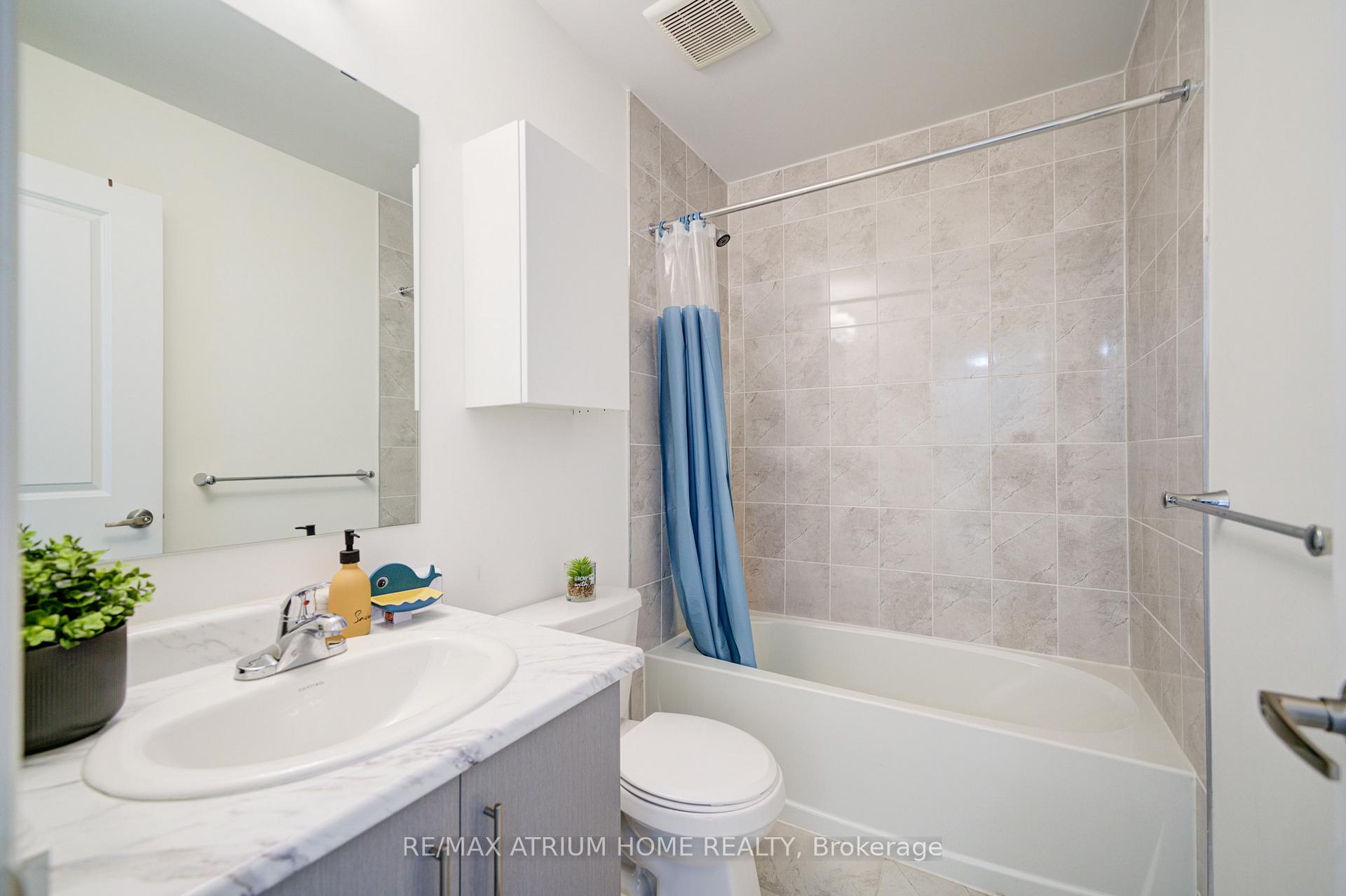 Photo 35 of 61 Imperial College Lane, Markham, Wismer — HOMEH