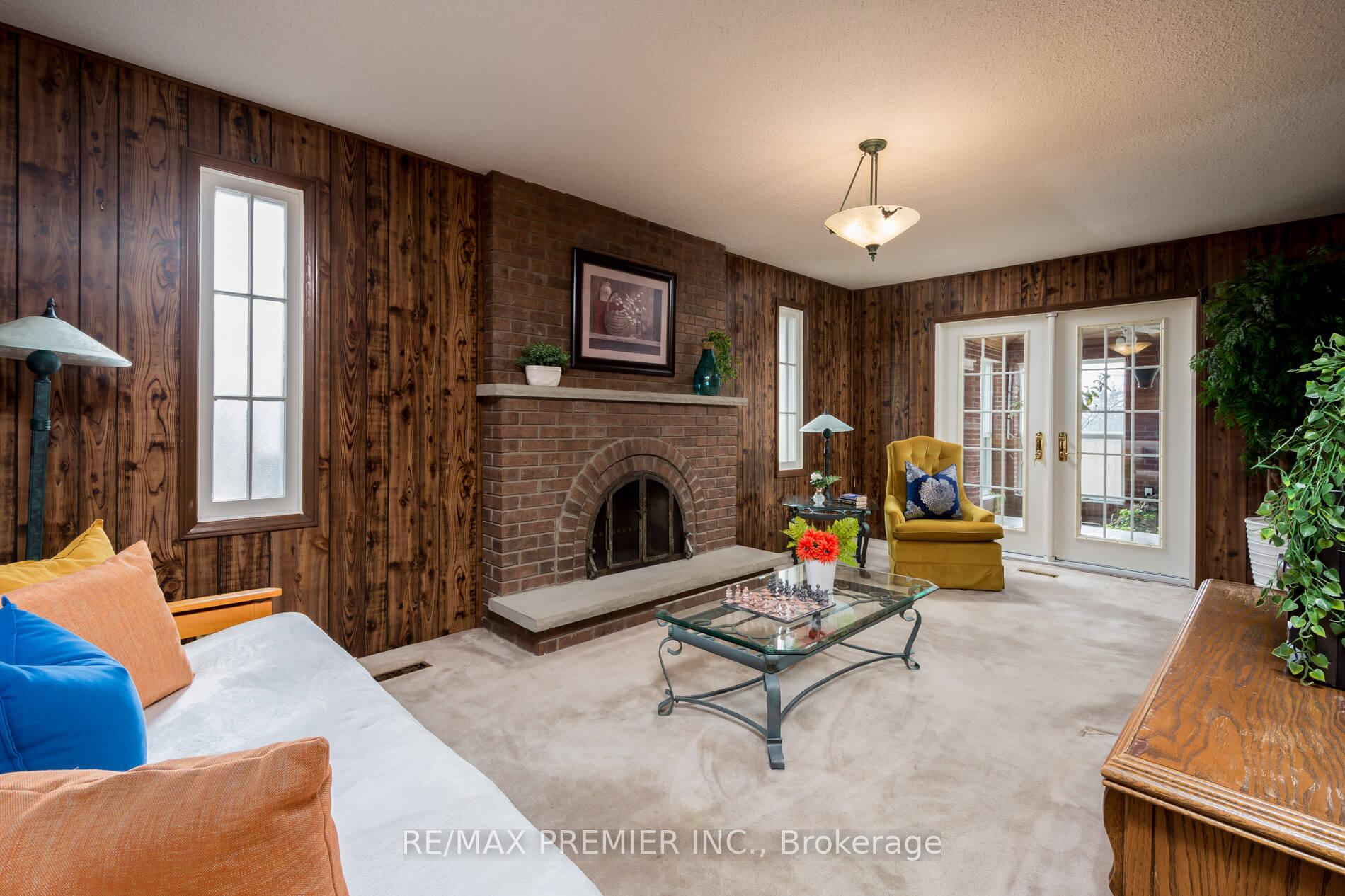 Photo 6 of 67 Airdrie Drive, Vaughan, East Woodbridge — HOMEH