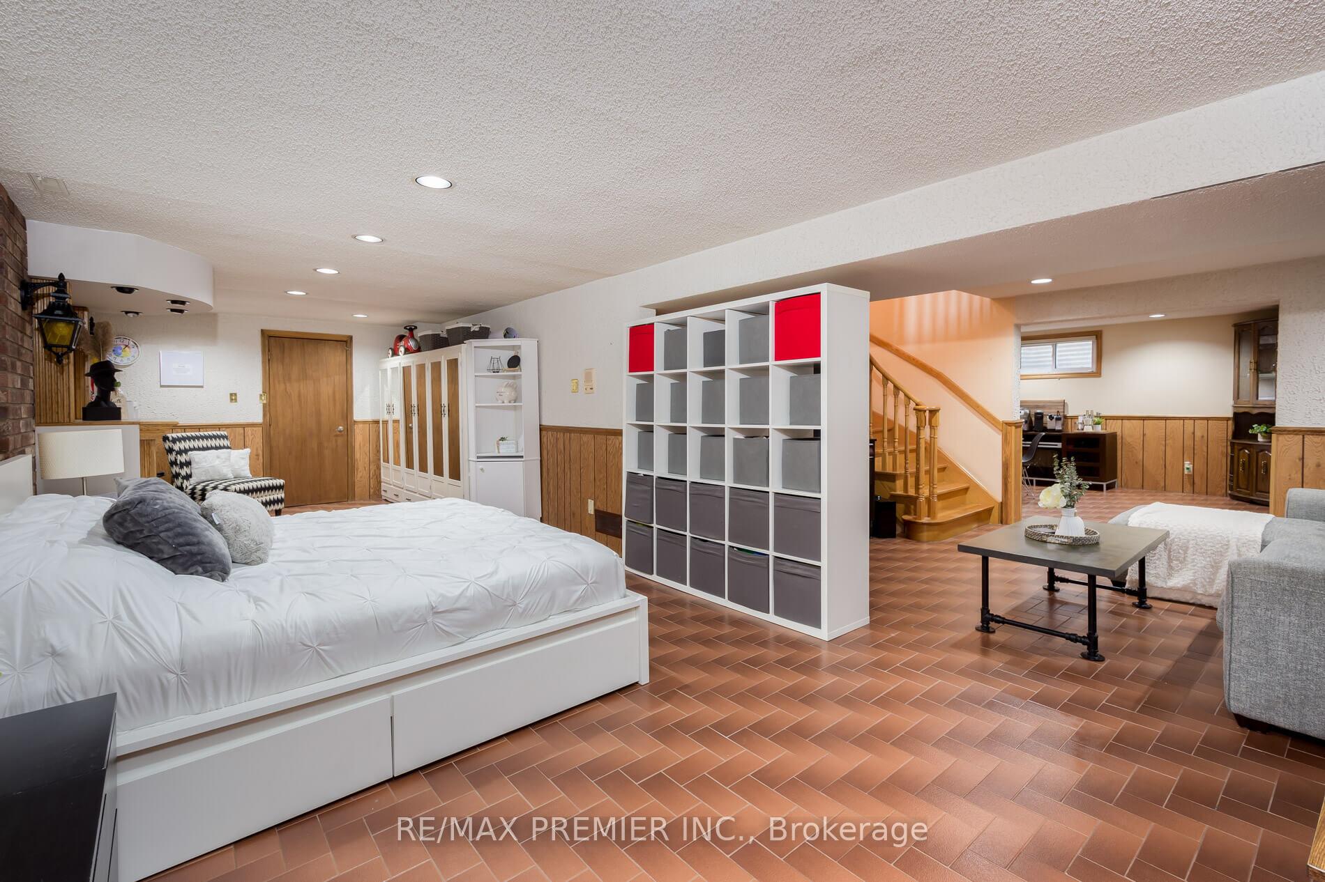 Photo 26 of 67 Airdrie Drive, Vaughan, East Woodbridge — HOMEH