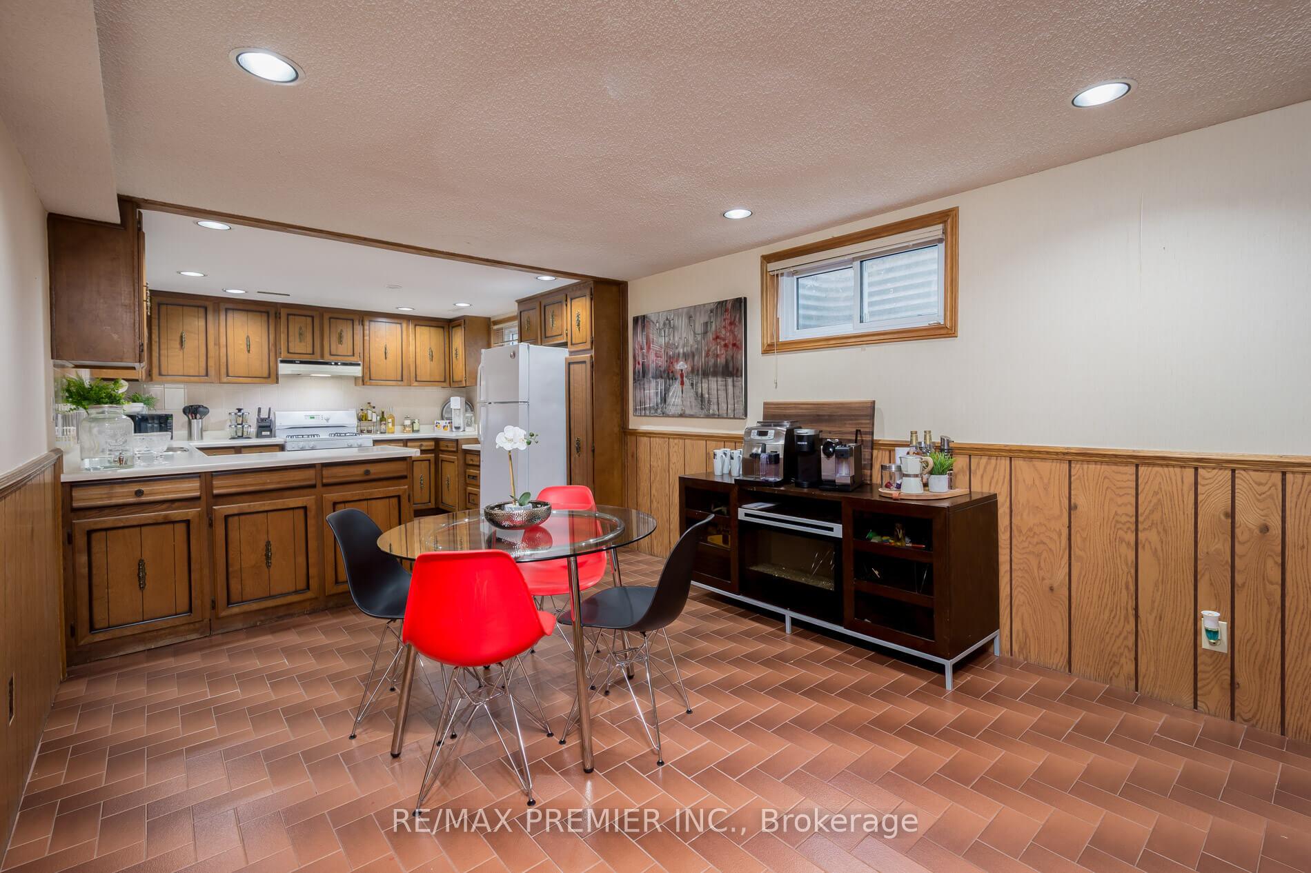 Photo 24 of 67 Airdrie Drive, Vaughan, East Woodbridge — HOMEH