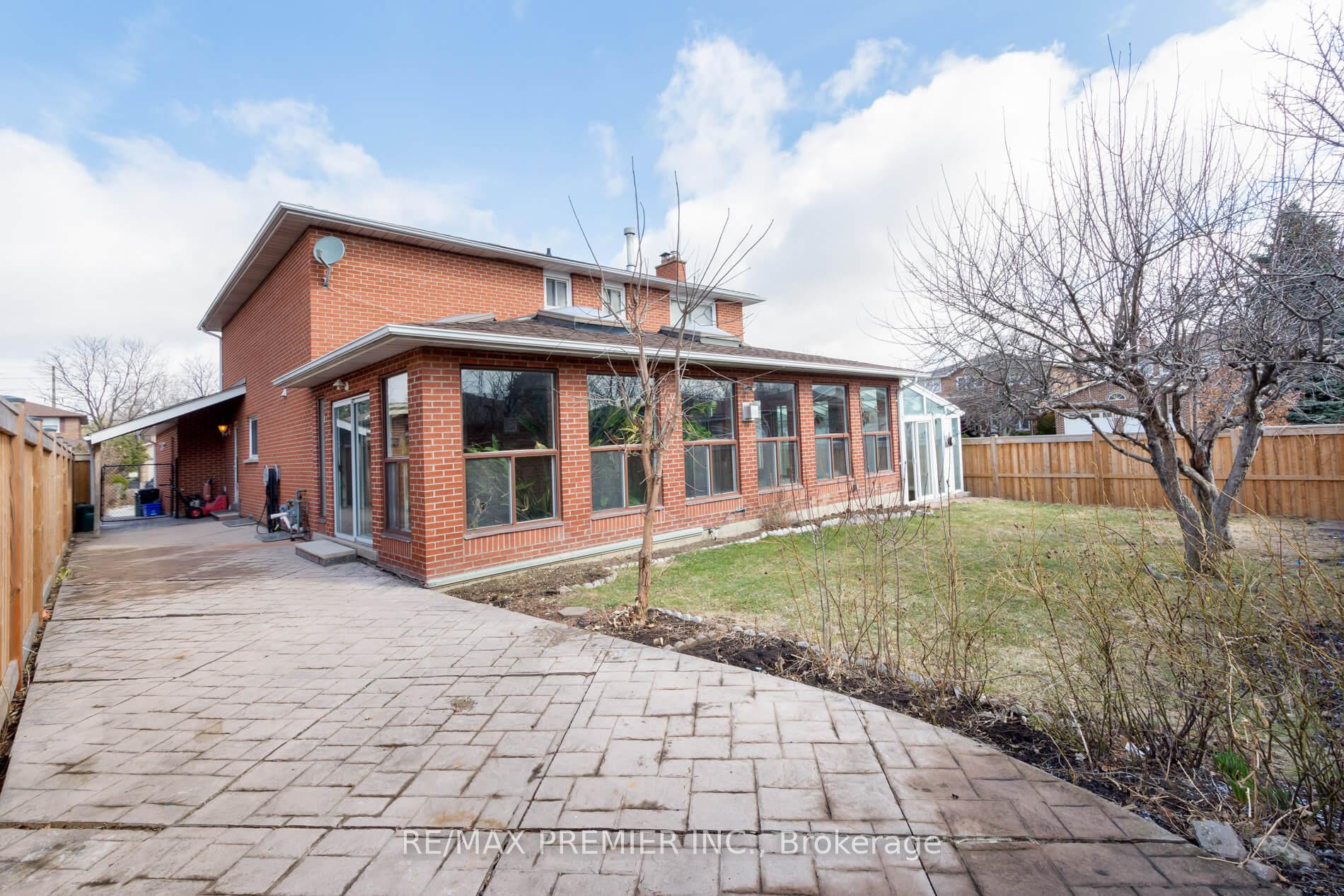 Photo 37 of 67 Airdrie Drive, Vaughan, East Woodbridge — HOMEH
