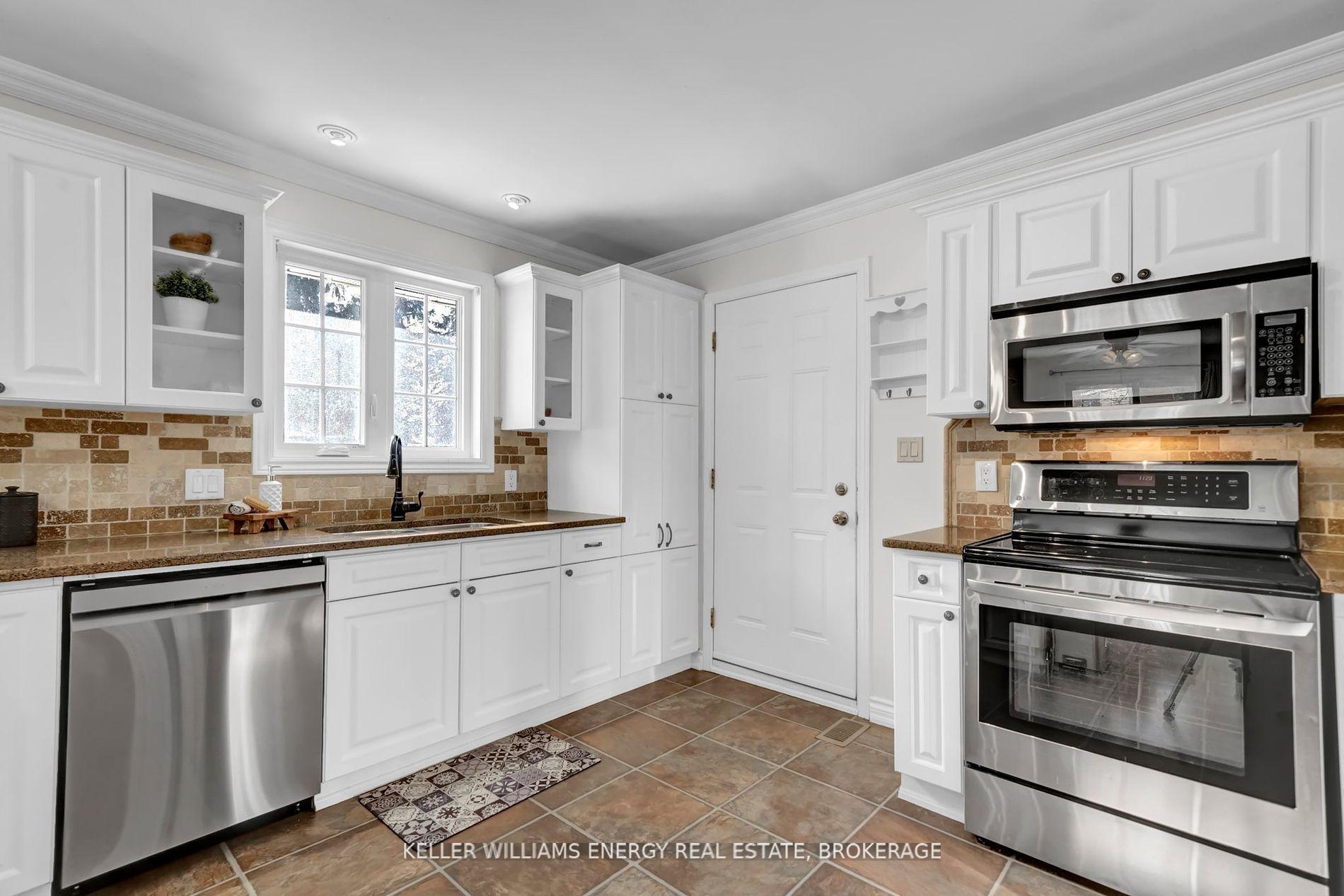 Photo 9 of 17 Stoneridge Road, Hamilton Township, Rural Hamilton — HOMEH