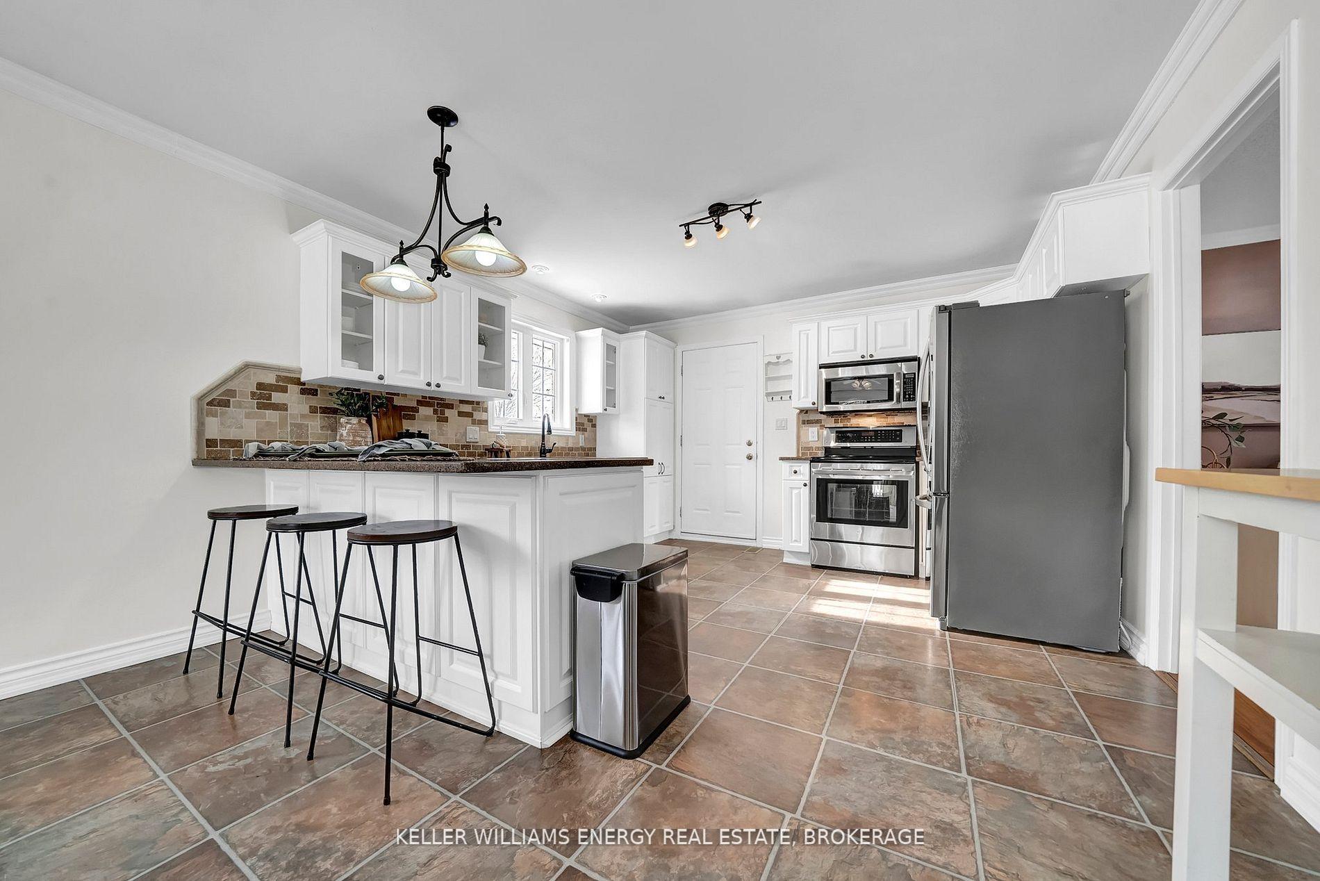 Photo 13 of 17 Stoneridge Road, Hamilton Township, Rural Hamilton — HOMEH