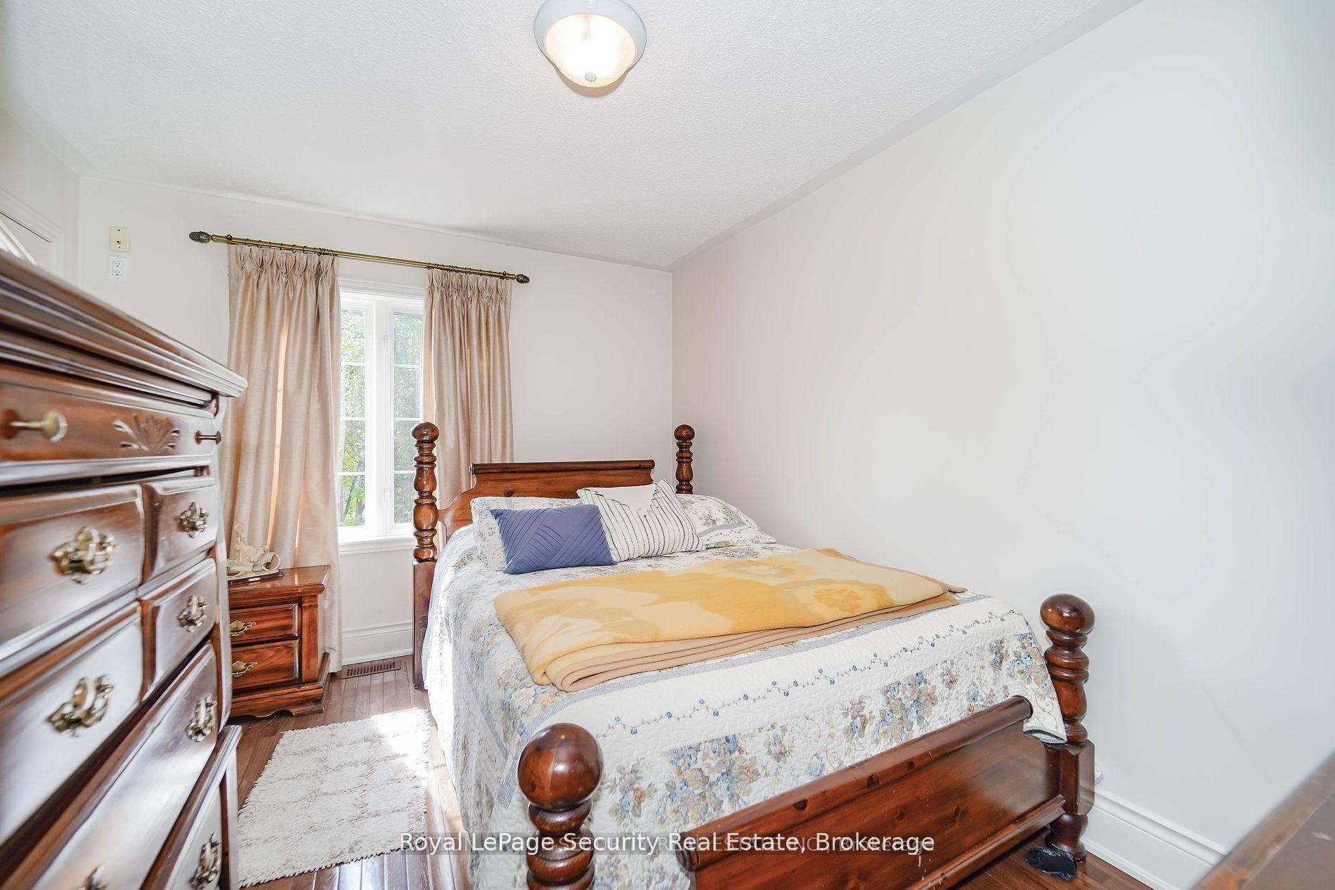 Photo 18 of 189 Baywell Crescent, Aurora, Bayview Wellington — HOMEH