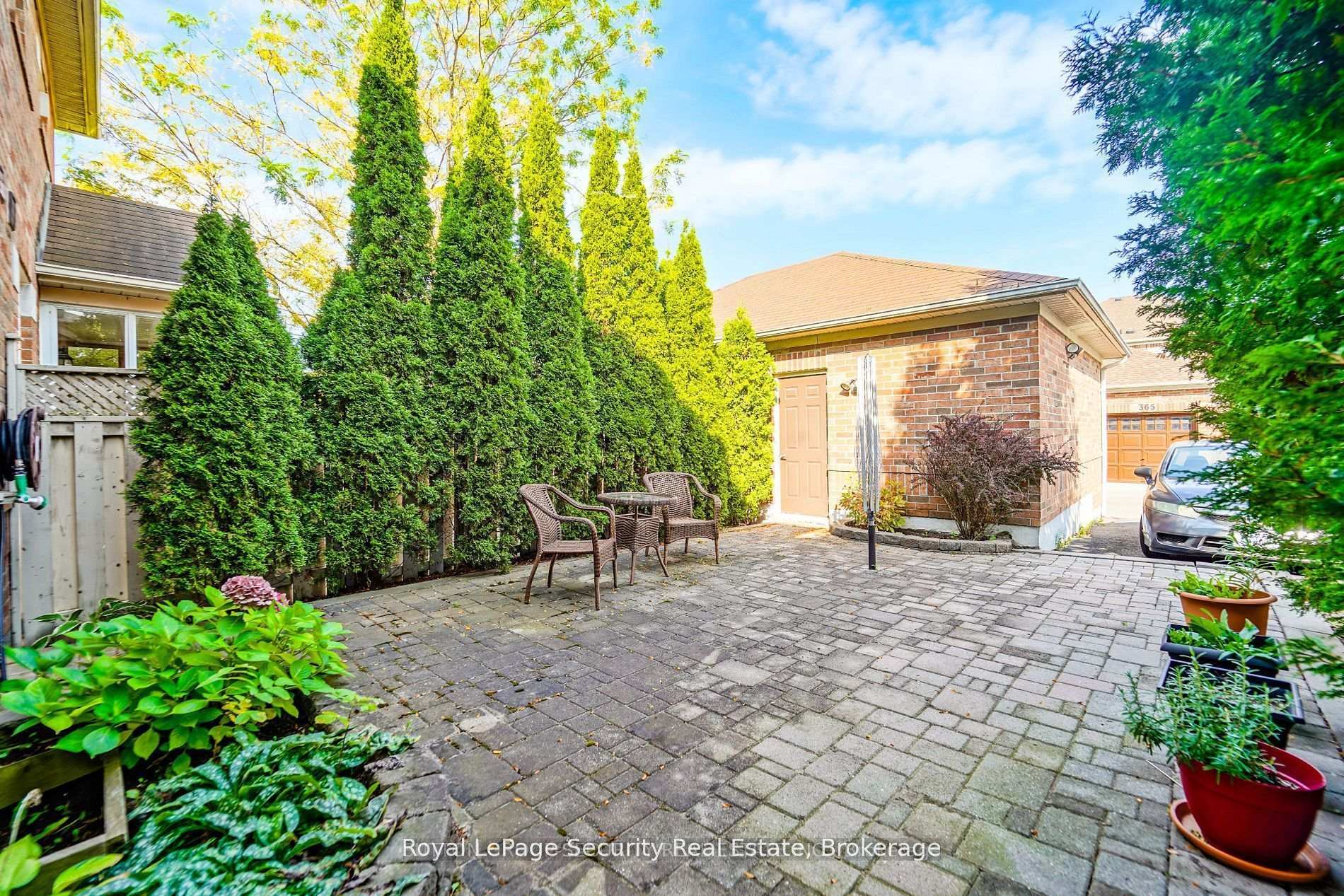 Photo 16 of 189 Baywell Crescent, Aurora, Bayview Wellington — HOMEH