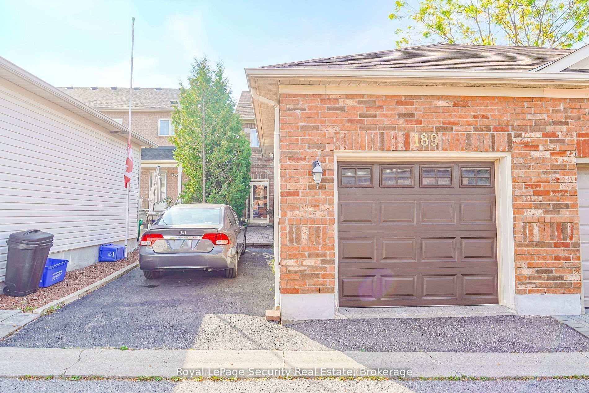 Photo 21 of 189 Baywell Crescent, Aurora, Bayview Wellington — HOMEH