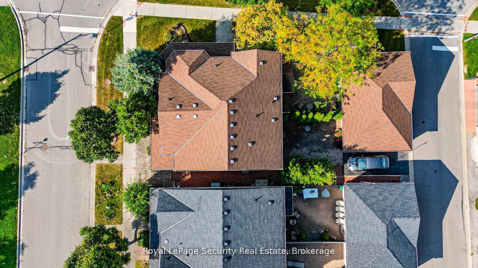 Photo 20 of 189 Baywell Crescent, Aurora, Bayview Wellington — HOMEH