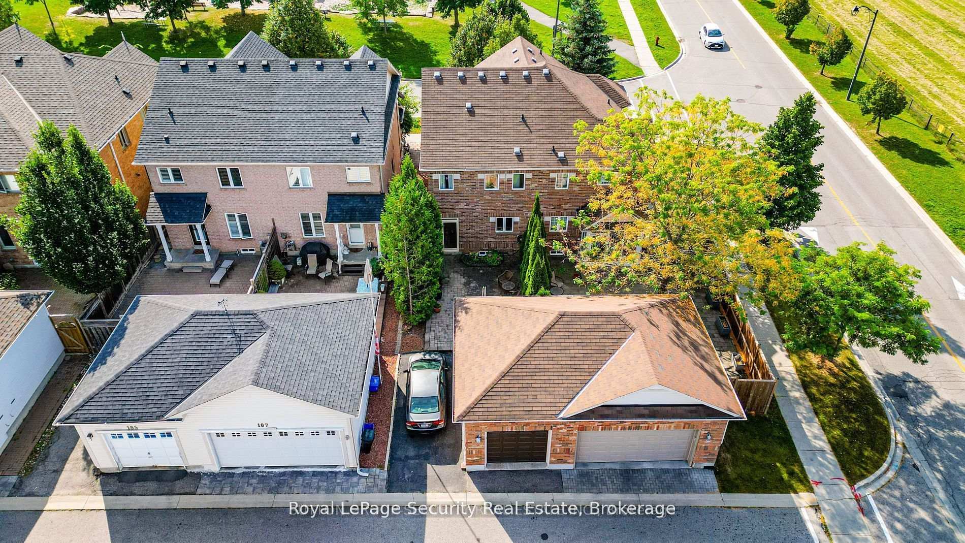 Photo 19 of 189 Baywell Crescent, Aurora, Bayview Wellington — HOMEH