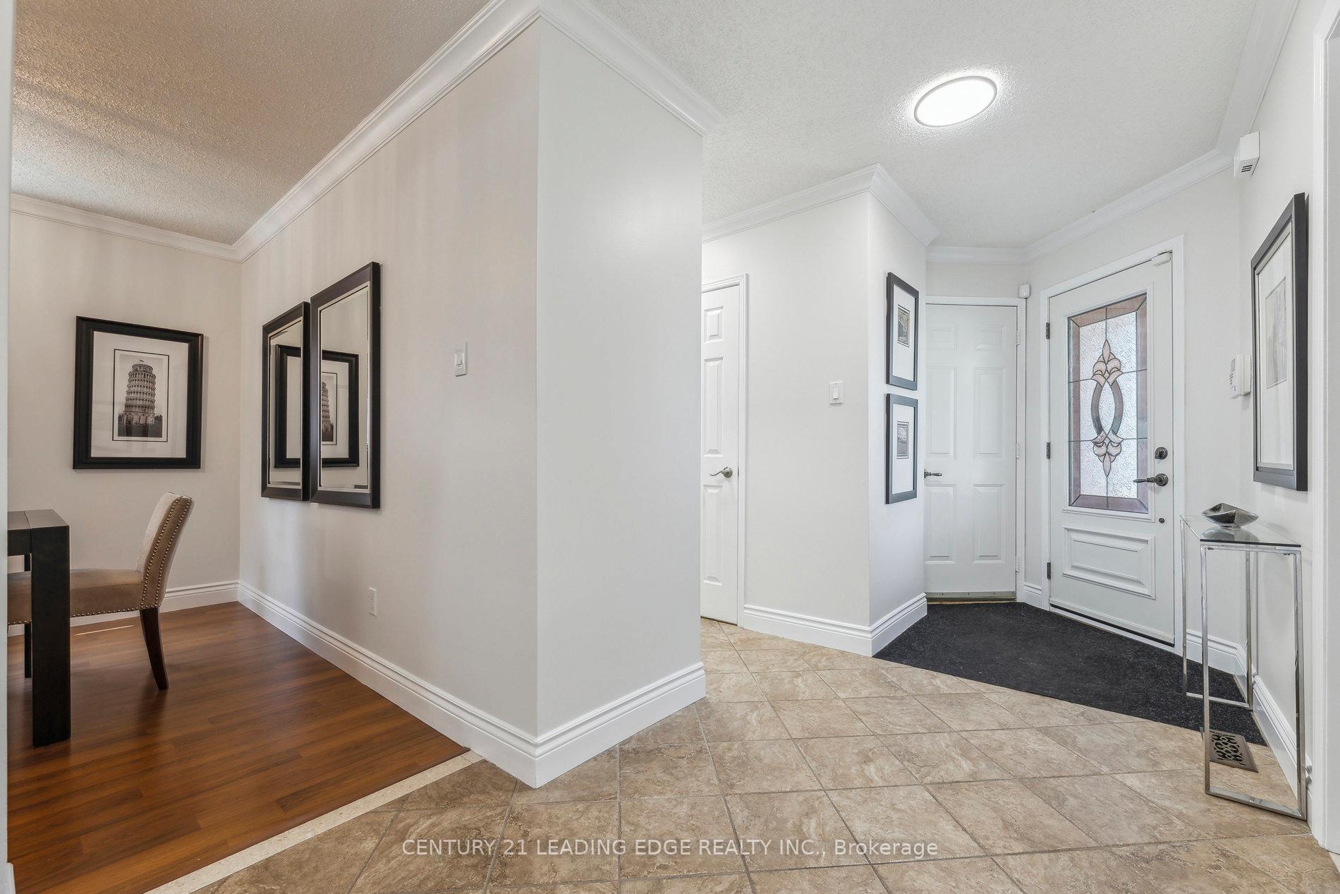 Photo 8 of 12 Turriff Crescent, Ajax, Central West — HOMEH