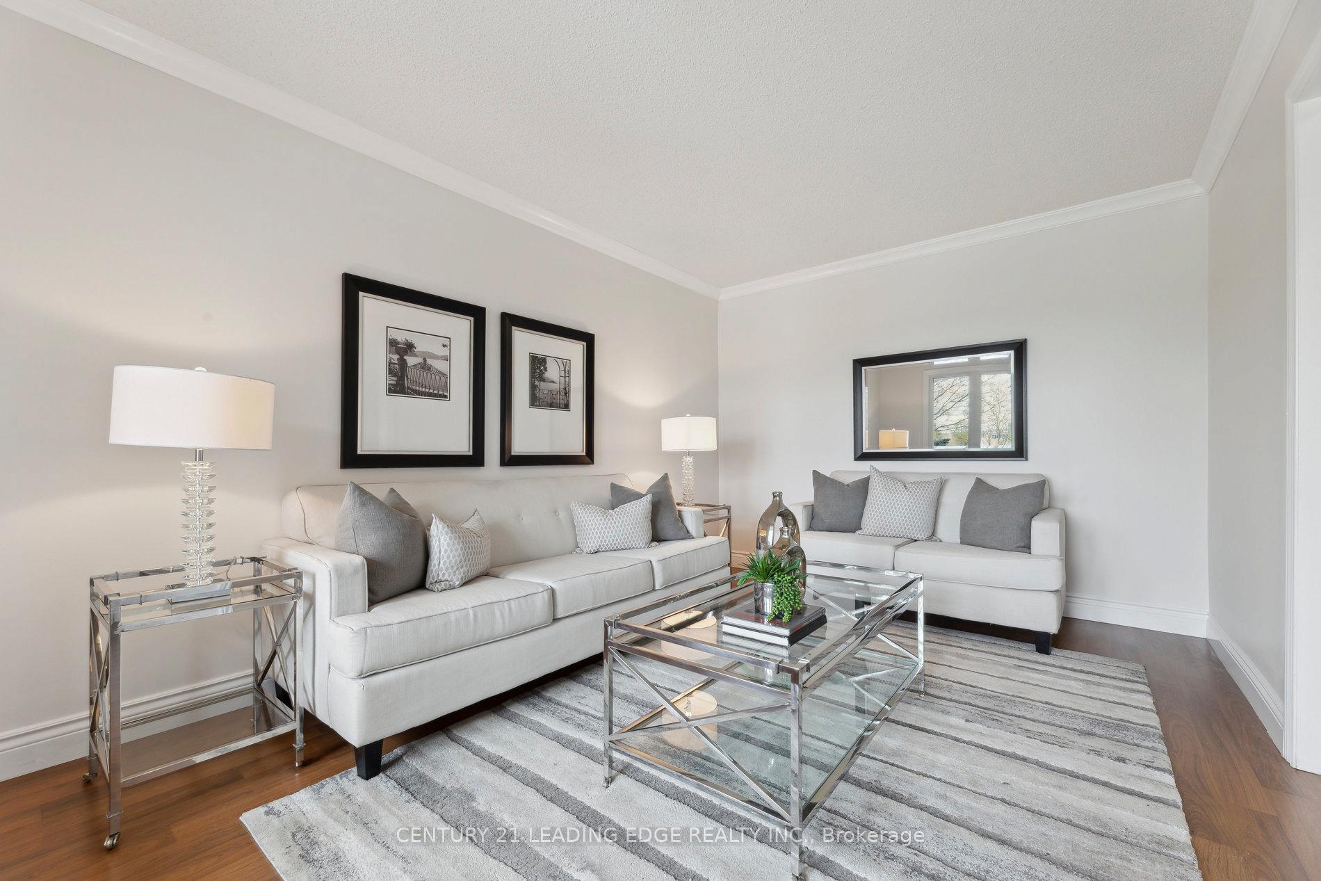 Photo 10 of 12 Turriff Crescent, Ajax, Central West — HOMEH
