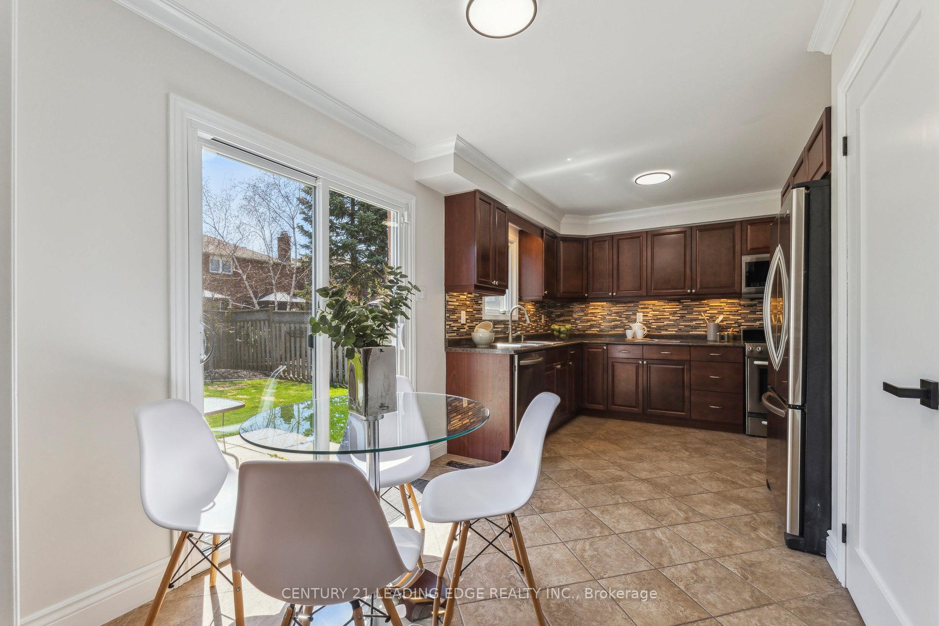 Photo 13 of 12 Turriff Crescent, Ajax, Central West — HOMEH