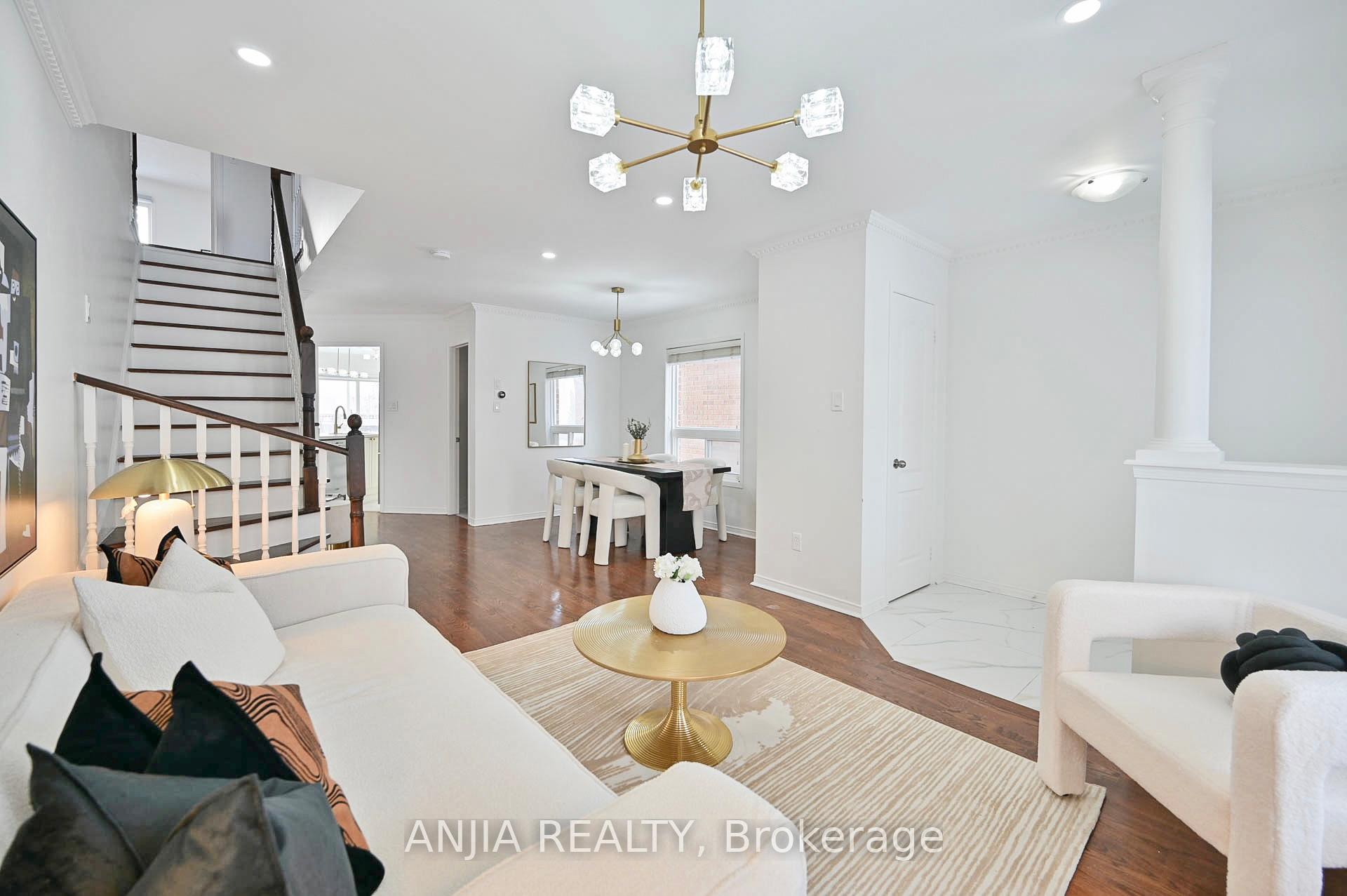Photo 5 of 8 Stotts Crescent, Markham, Wismer — HOMEH